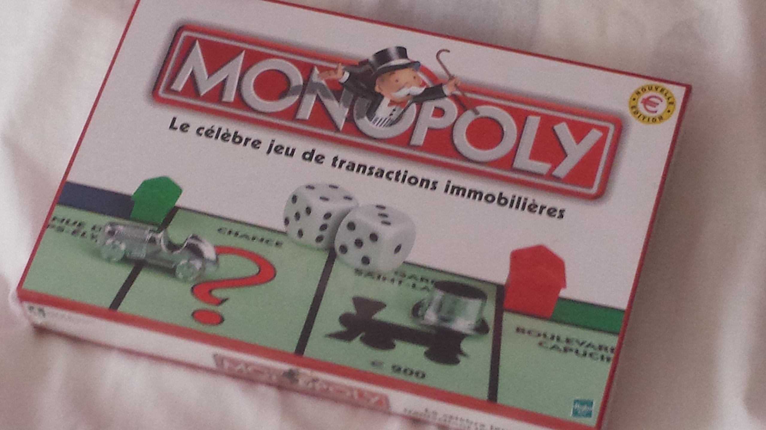 Monopoly nouvelle version en euros (Format voyage 18x27cm) 5413535001865
