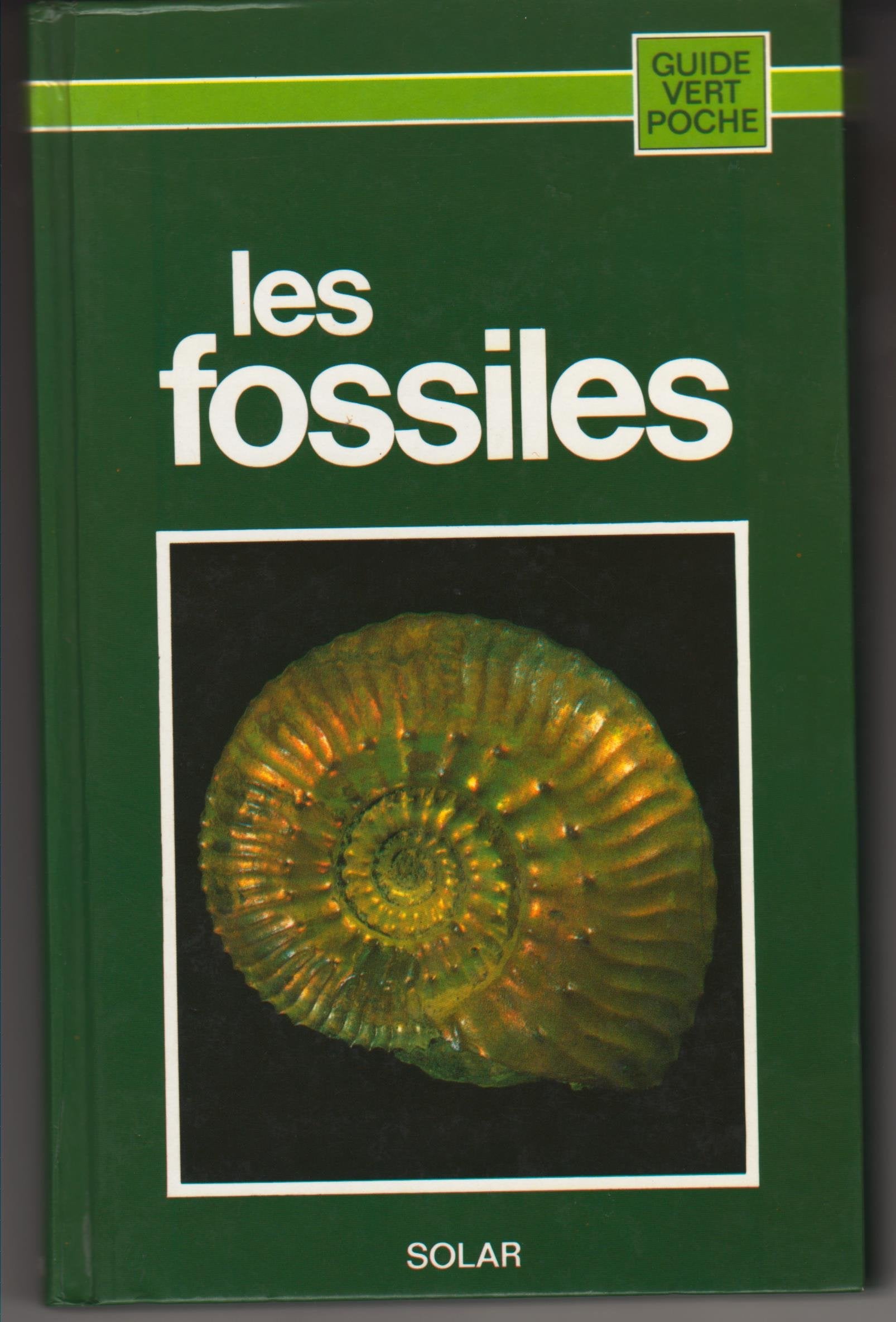 Fossiles (guide poche) car 9782263012082