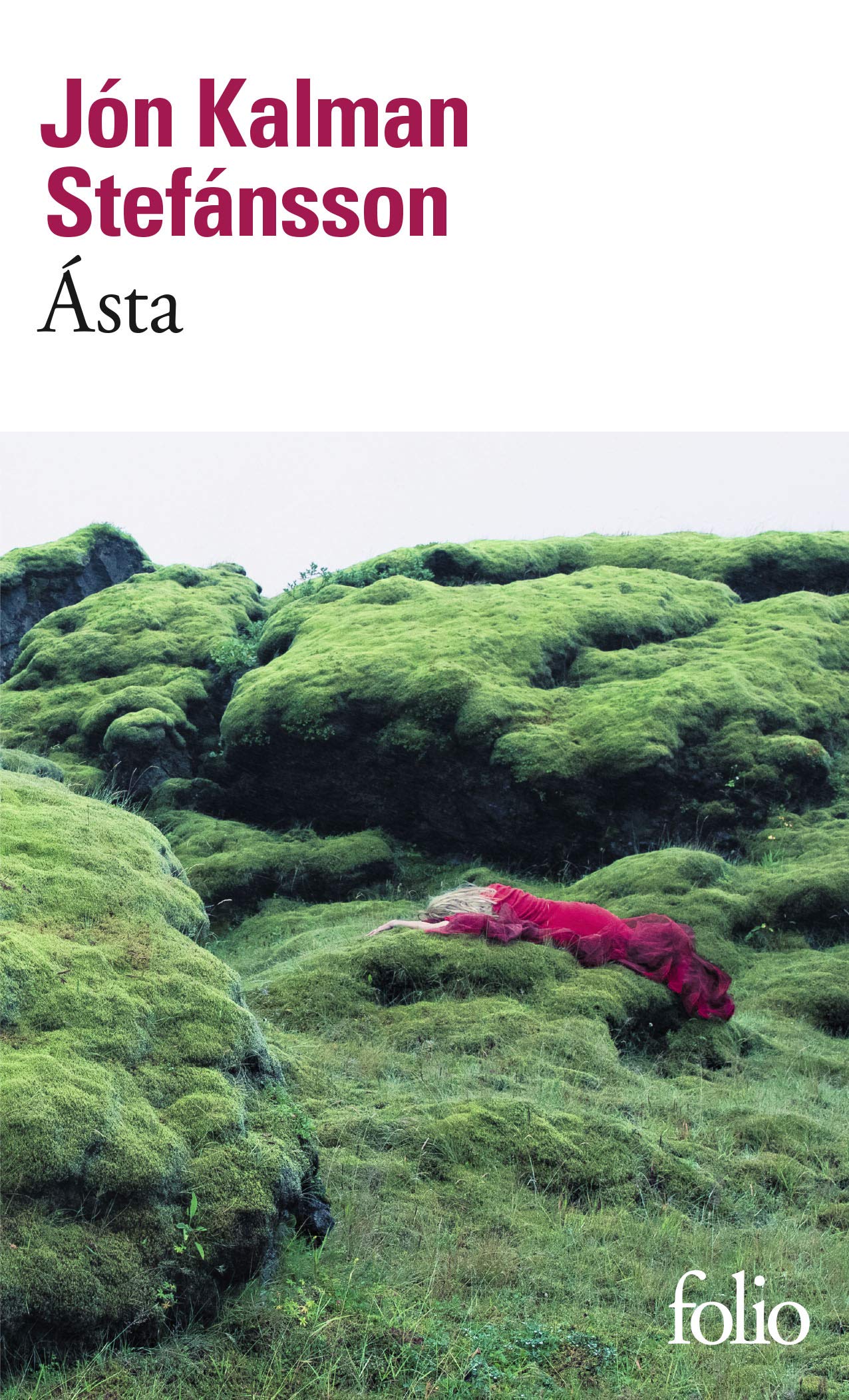 Ásta: Où se réfugier quand aucun chemin ne mène hors du monde ? 9782072794308