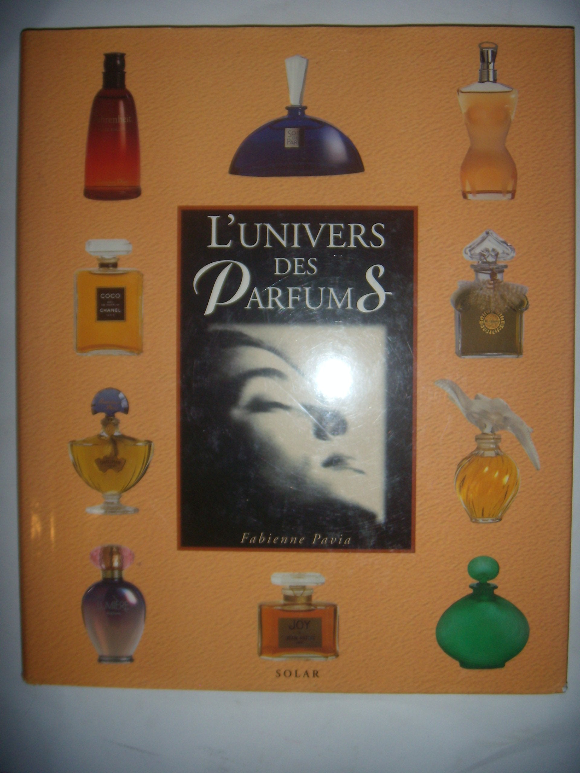 L'univers des parfums 9782263022876