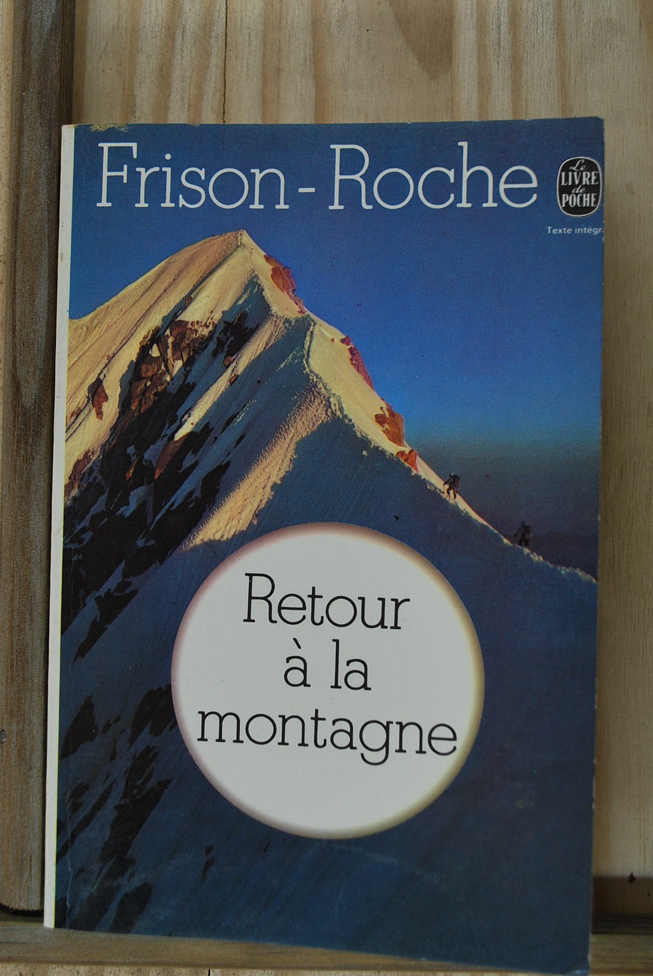 Retour a La montagne 9782253006824