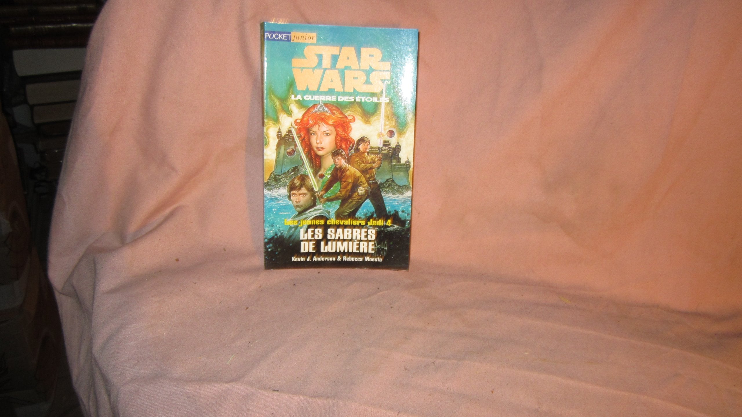 Star wars. Les jeunes chevaliers Jedi, N° 4 : Les sabres de lumière 9782266083751