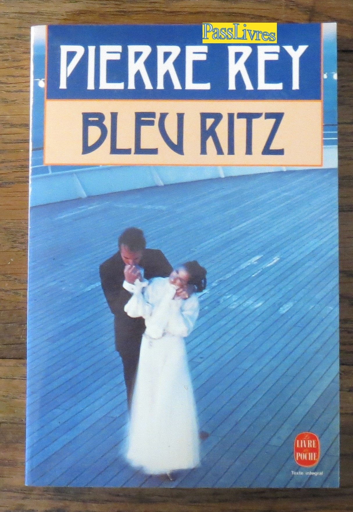 Bleu Ritz 9782253059233