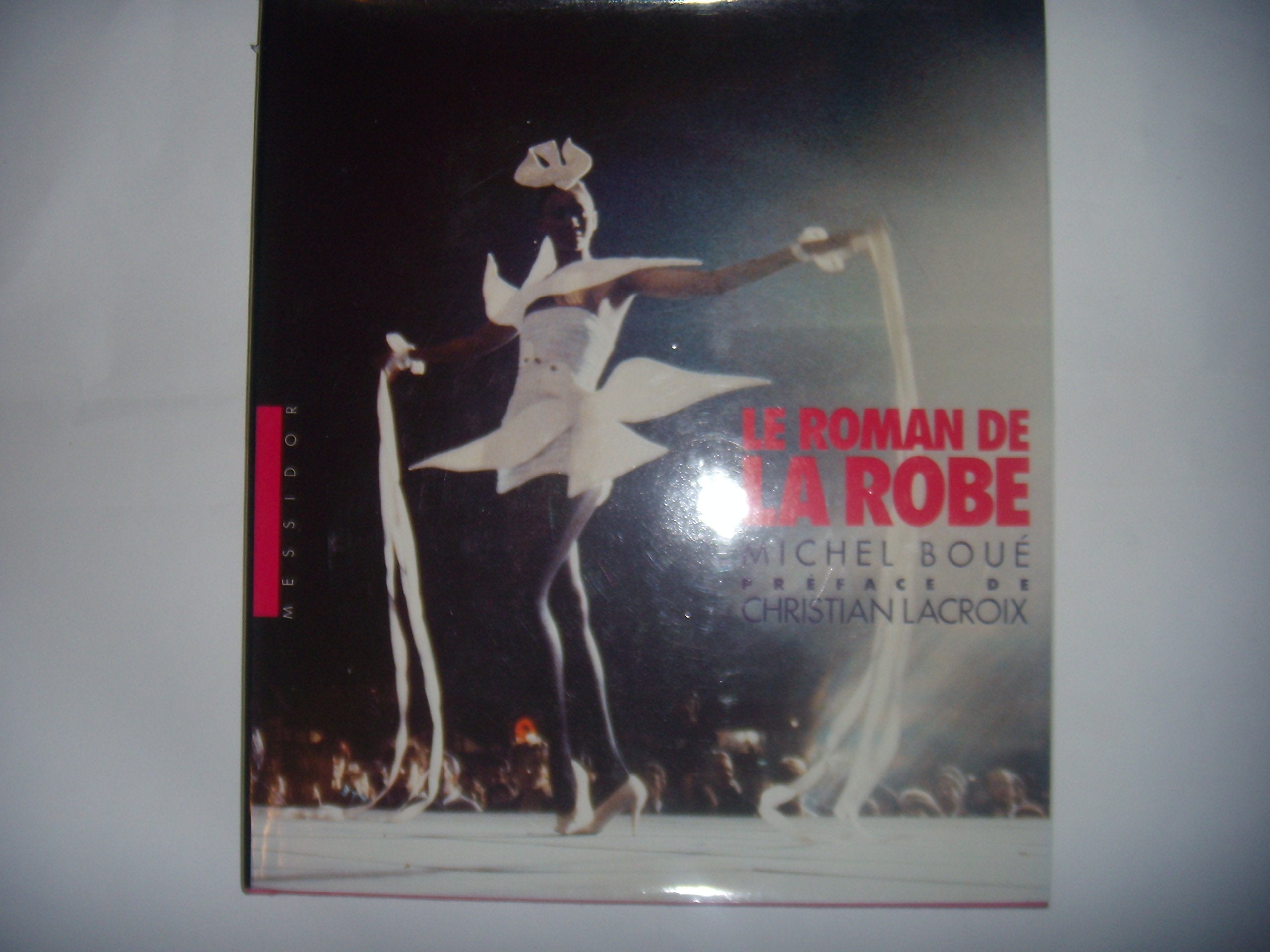 Le Roman de la robe 9782209062003