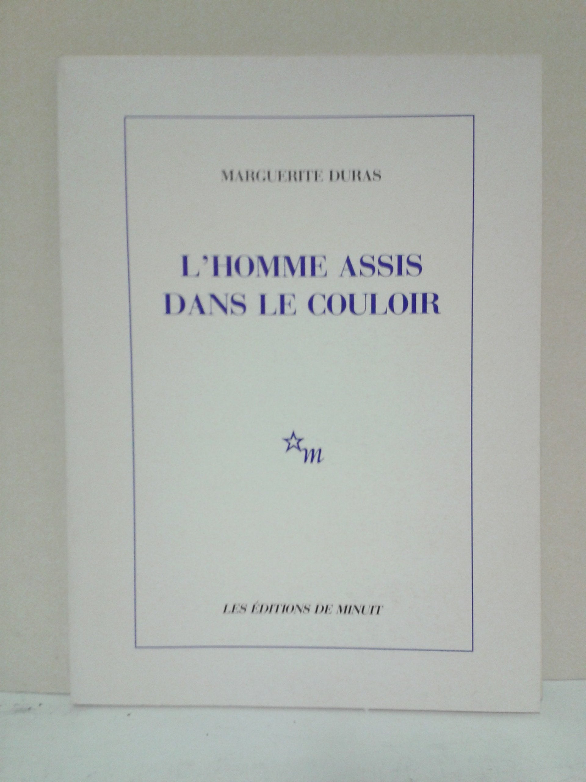 L'homme assis dans le couloir 9782707303080