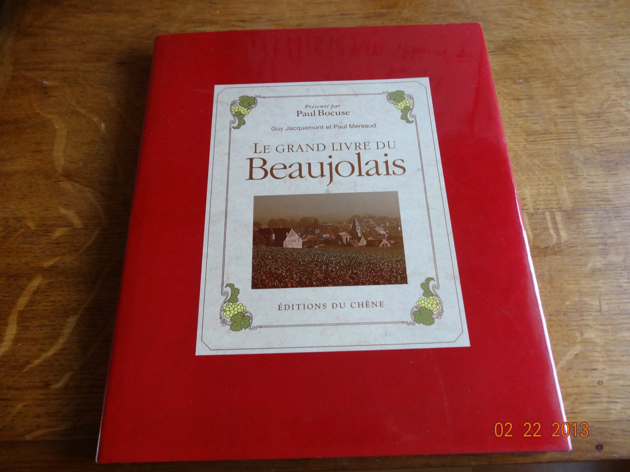 Le Grand livre du Beaujolais 9782851084033