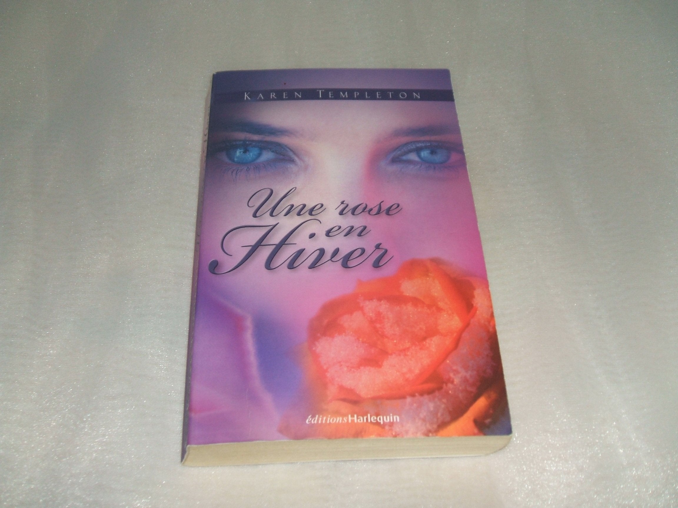 UNE ROSE EN HIVER 9782280178556