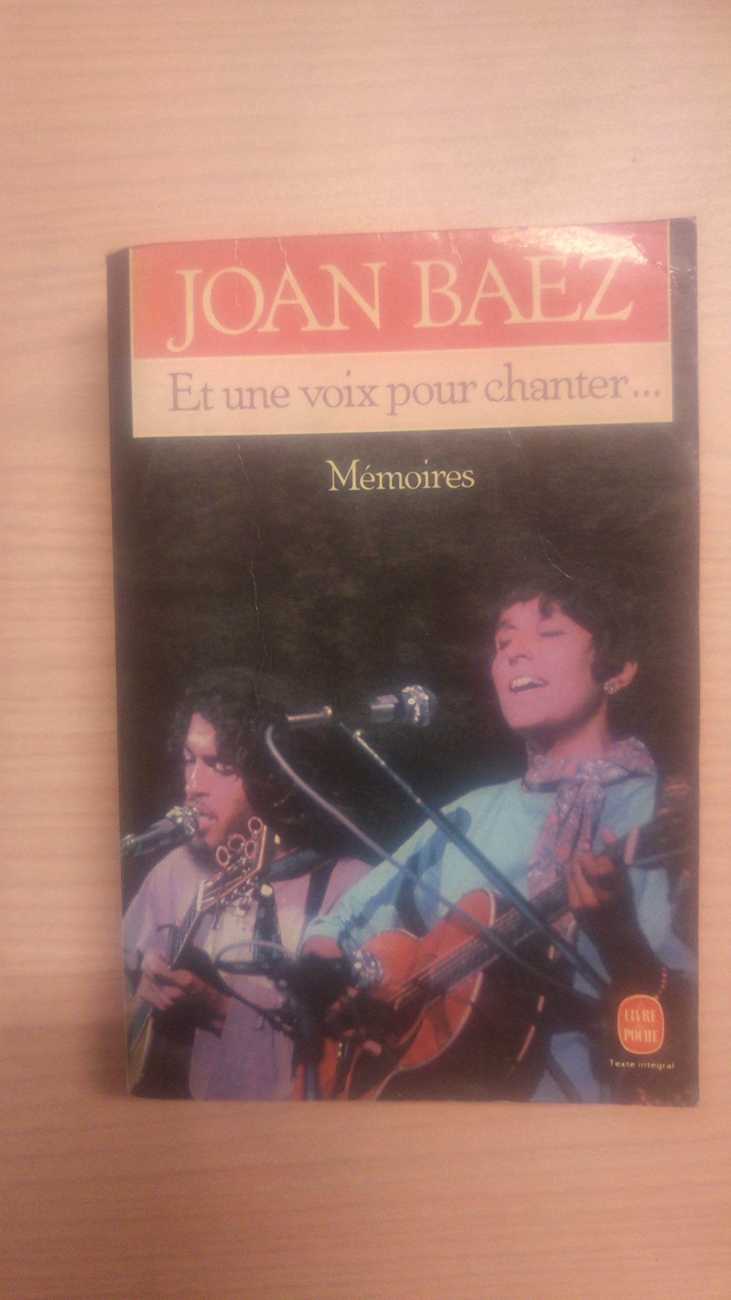 Et une voix pour chanter: Mémoires 9782253054818