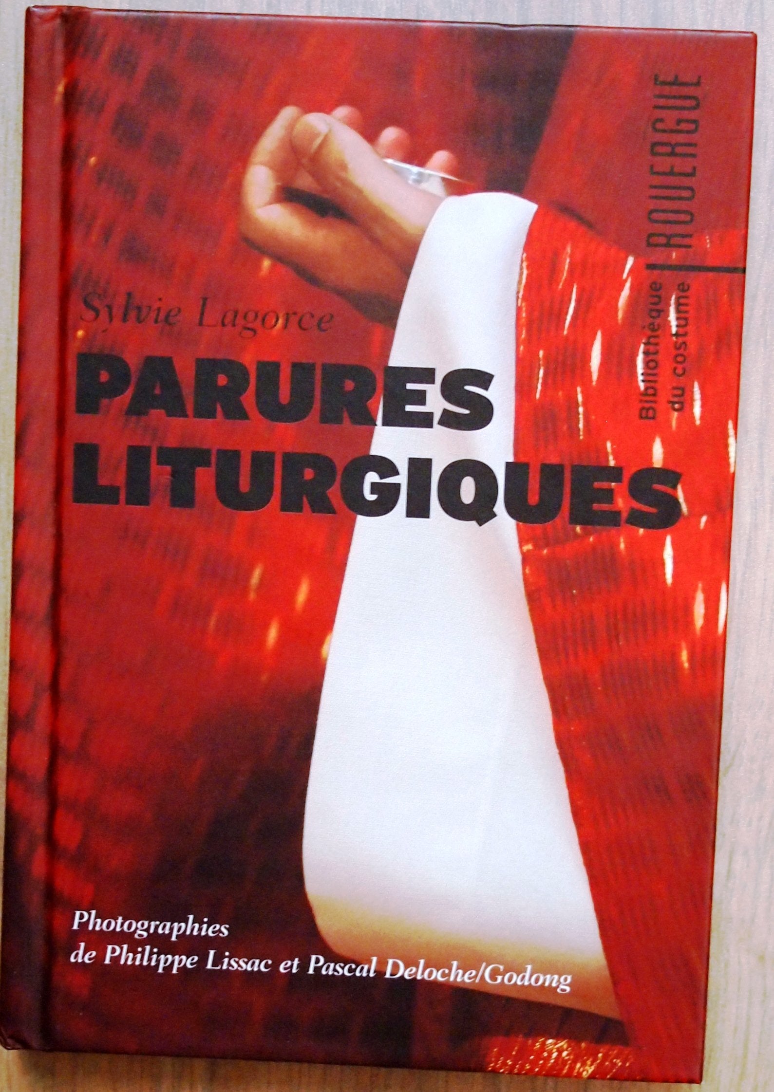 Parures liturgiques 9782812601118