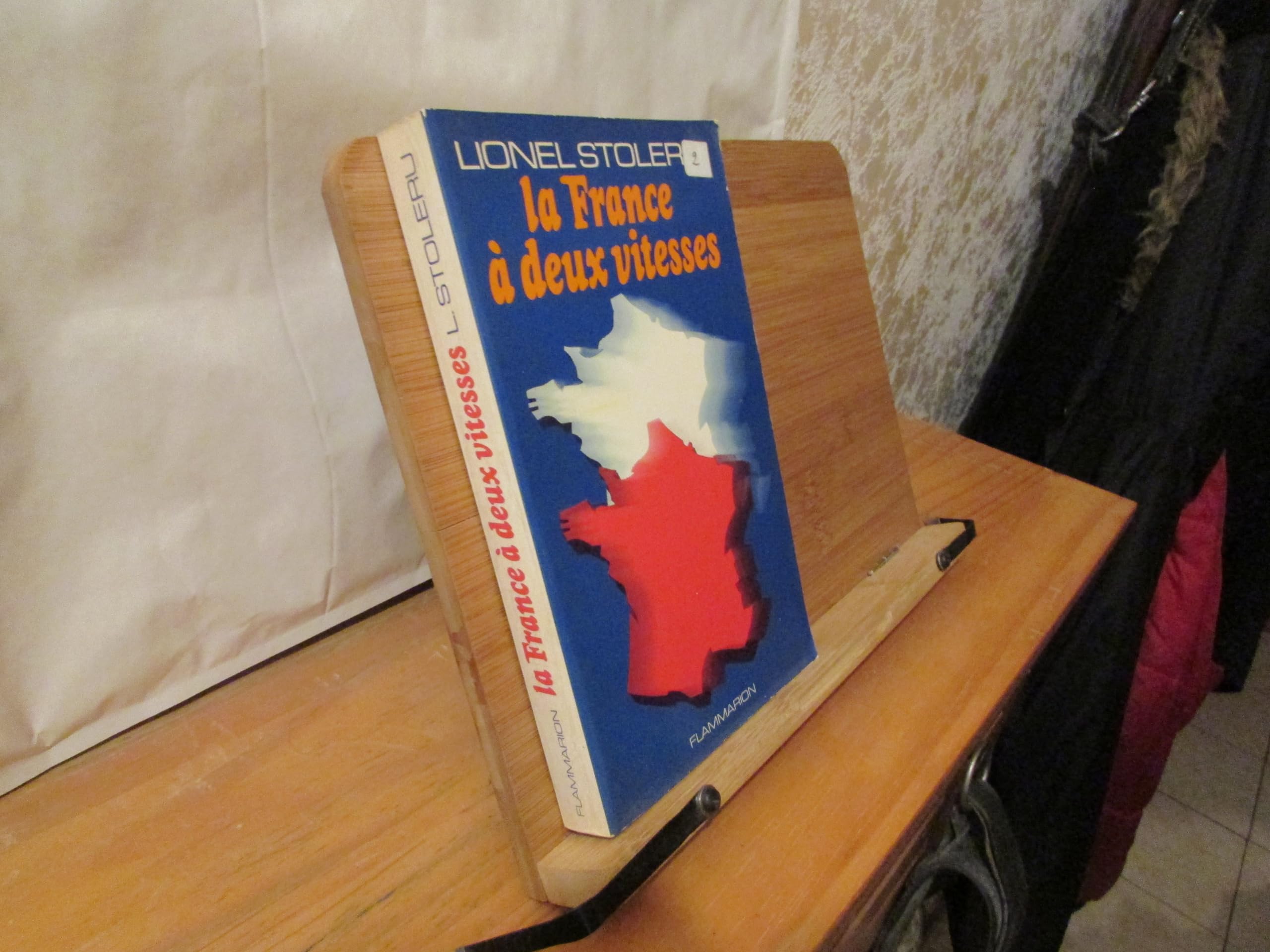La France à deux vitesses 9782080645012