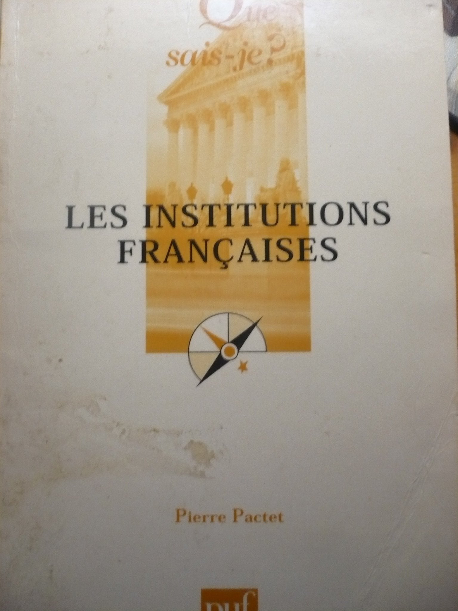 Les Institutions Francaises 9782130519690