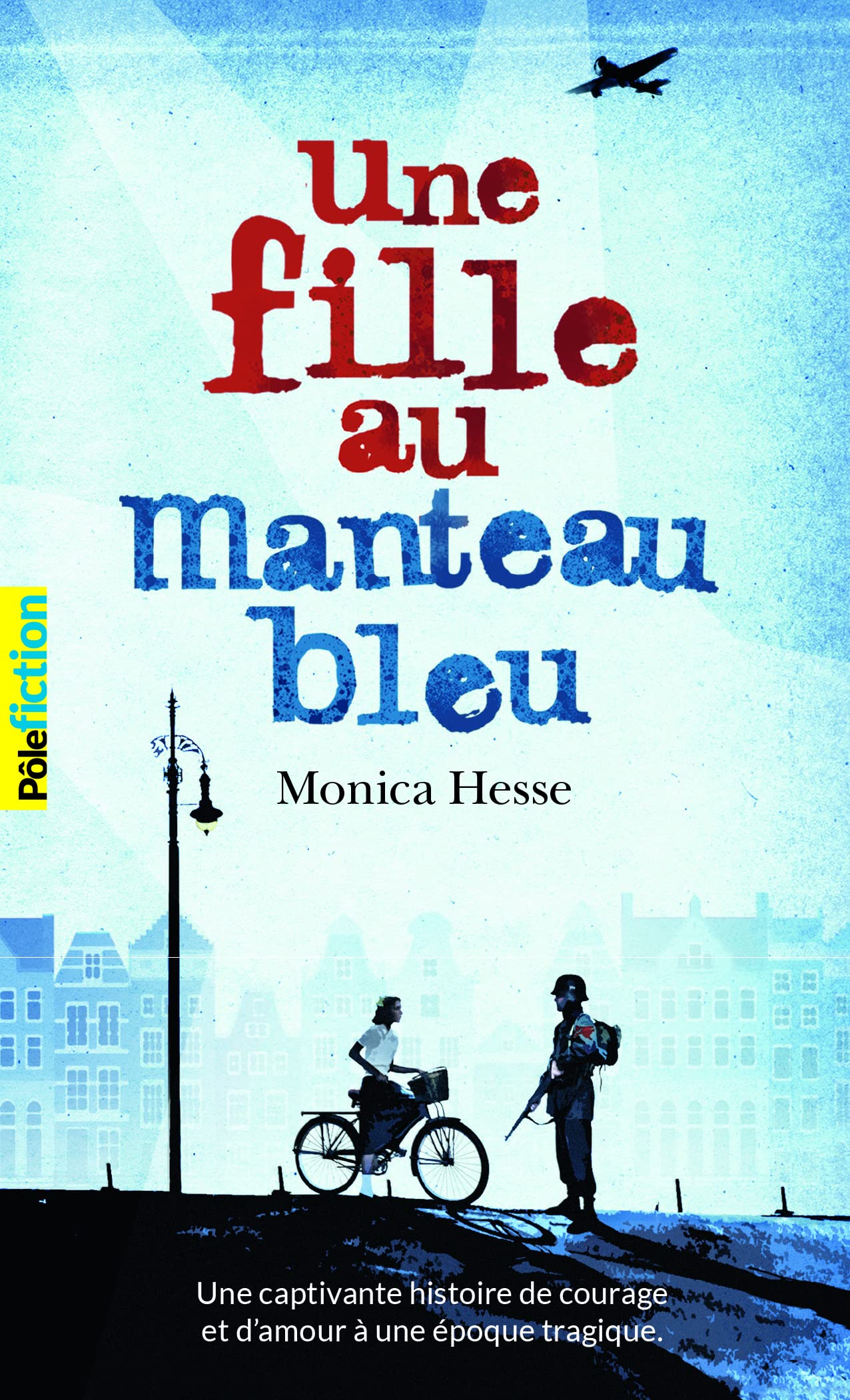 UNE FILLE AU MANTEAU BLEU 9782070668465