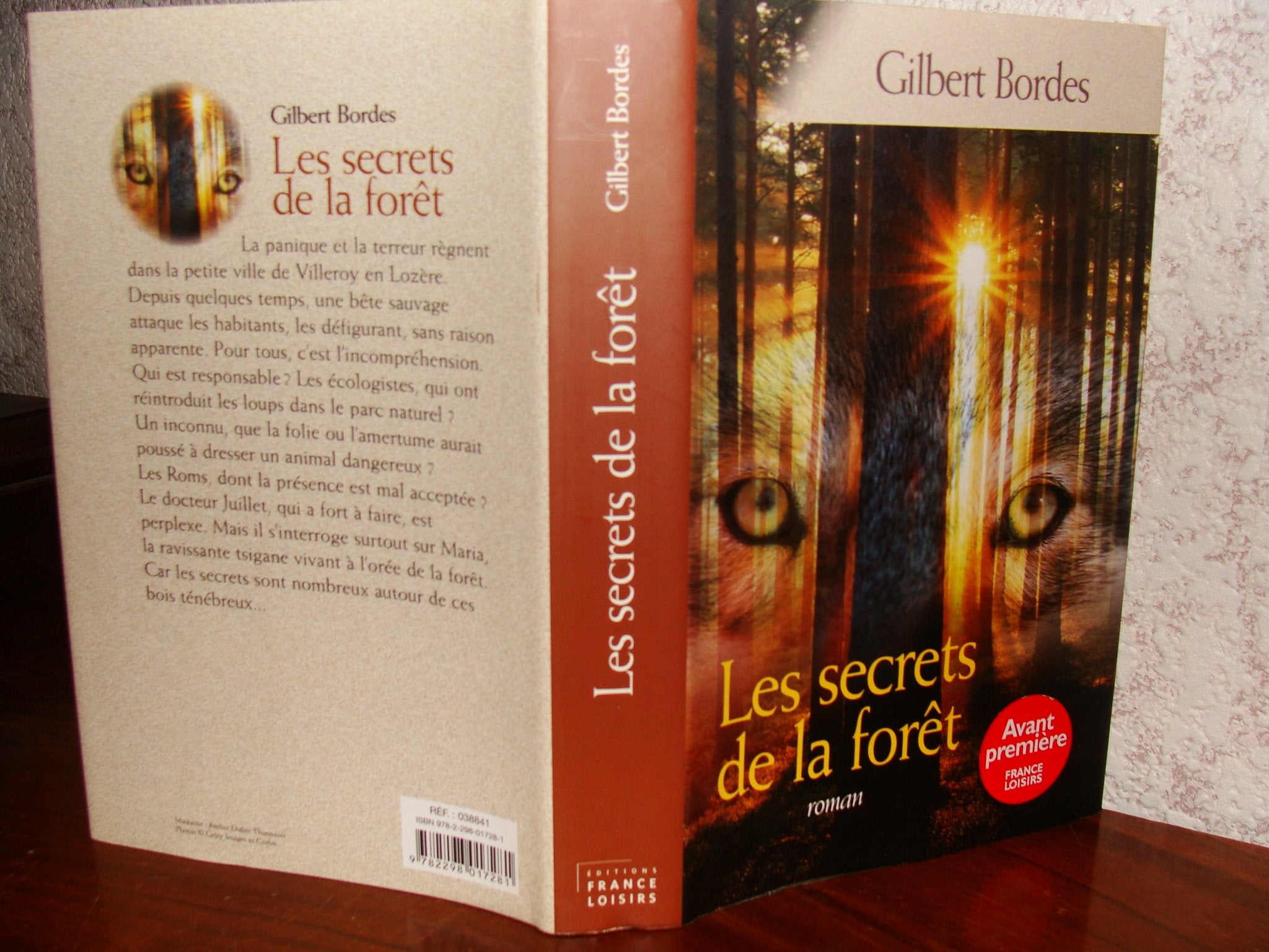 LES SECRETS DE LA FORET 9782298017281