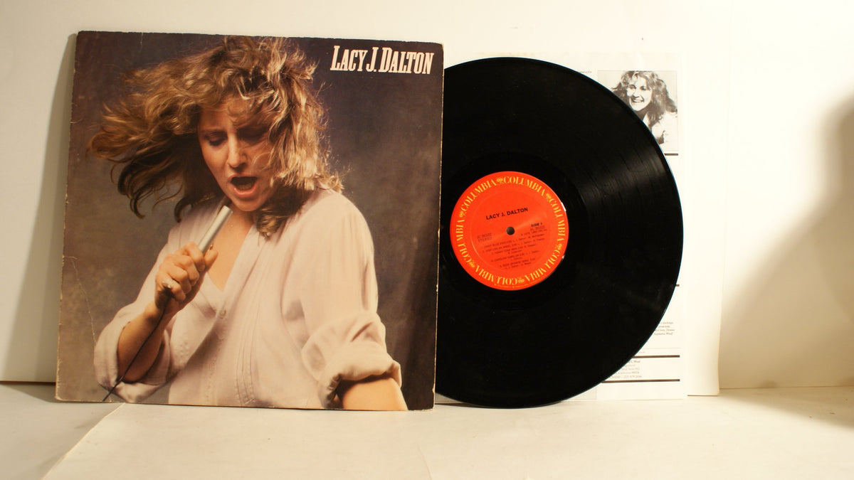 Lacy J Dalton - Lacy J Dalton. VINYL LP (1980). VG+/VG