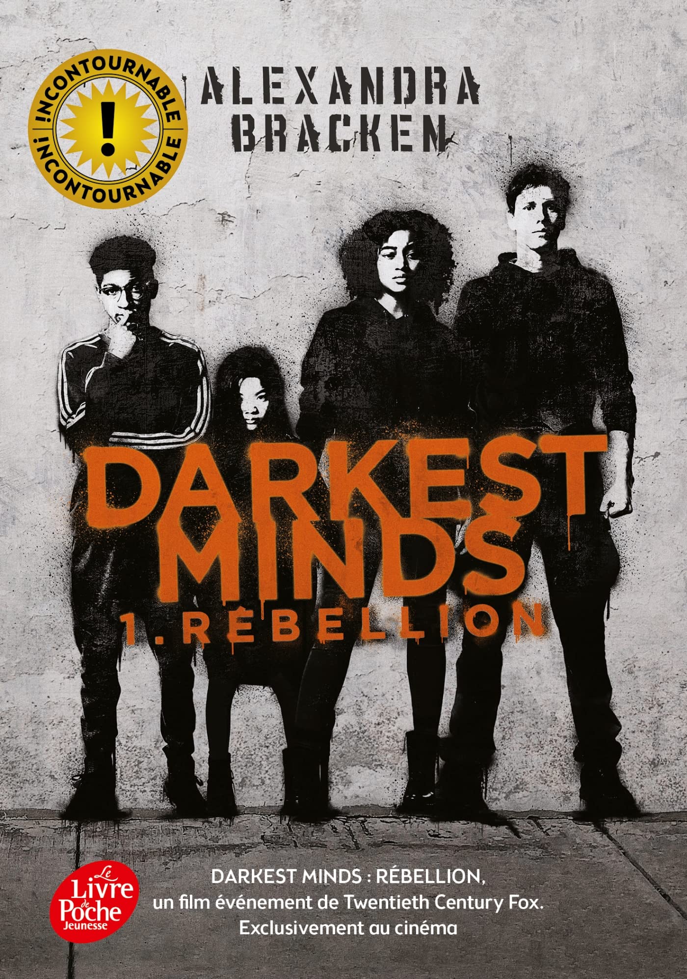 Darkest Minds - Tome 1 avec affiche du film en couverture 9782017052104