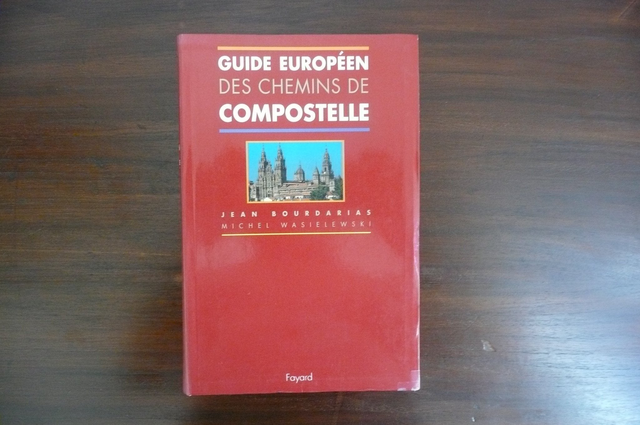 Guide européen des chemins de Compostelle 9782866793449