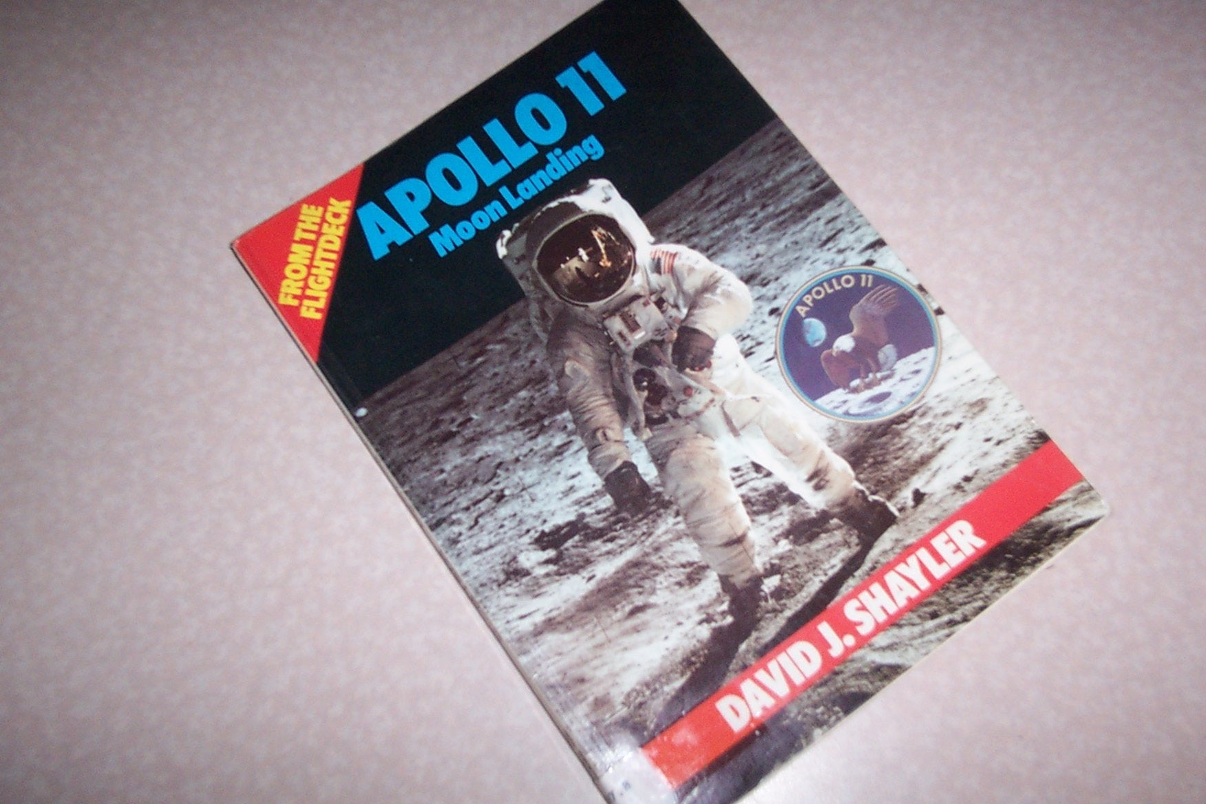 Apollo II: Moon Landing 9780711018440