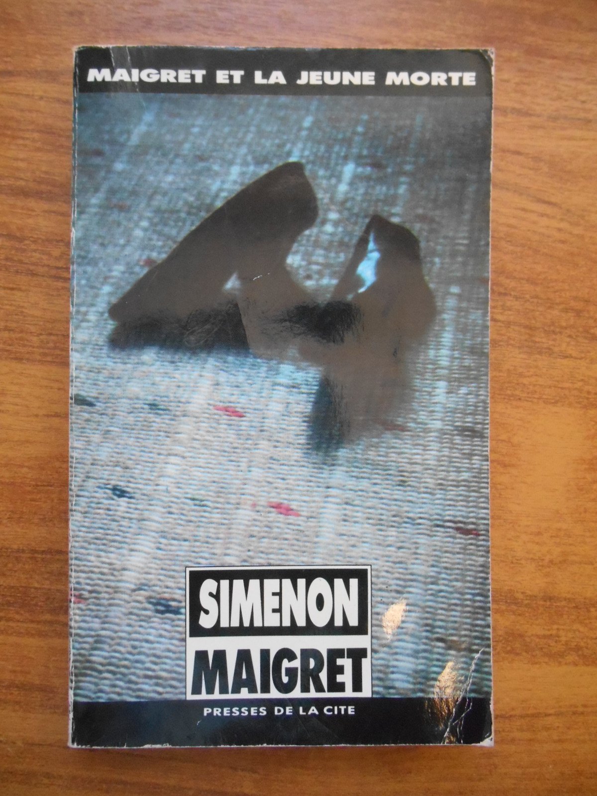 Maigret et la jeune morte 9782285001309