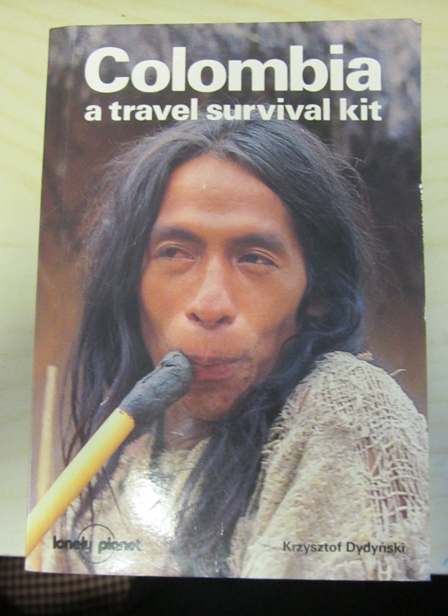 Colombia: A Travel Survival Kit 9780864420022