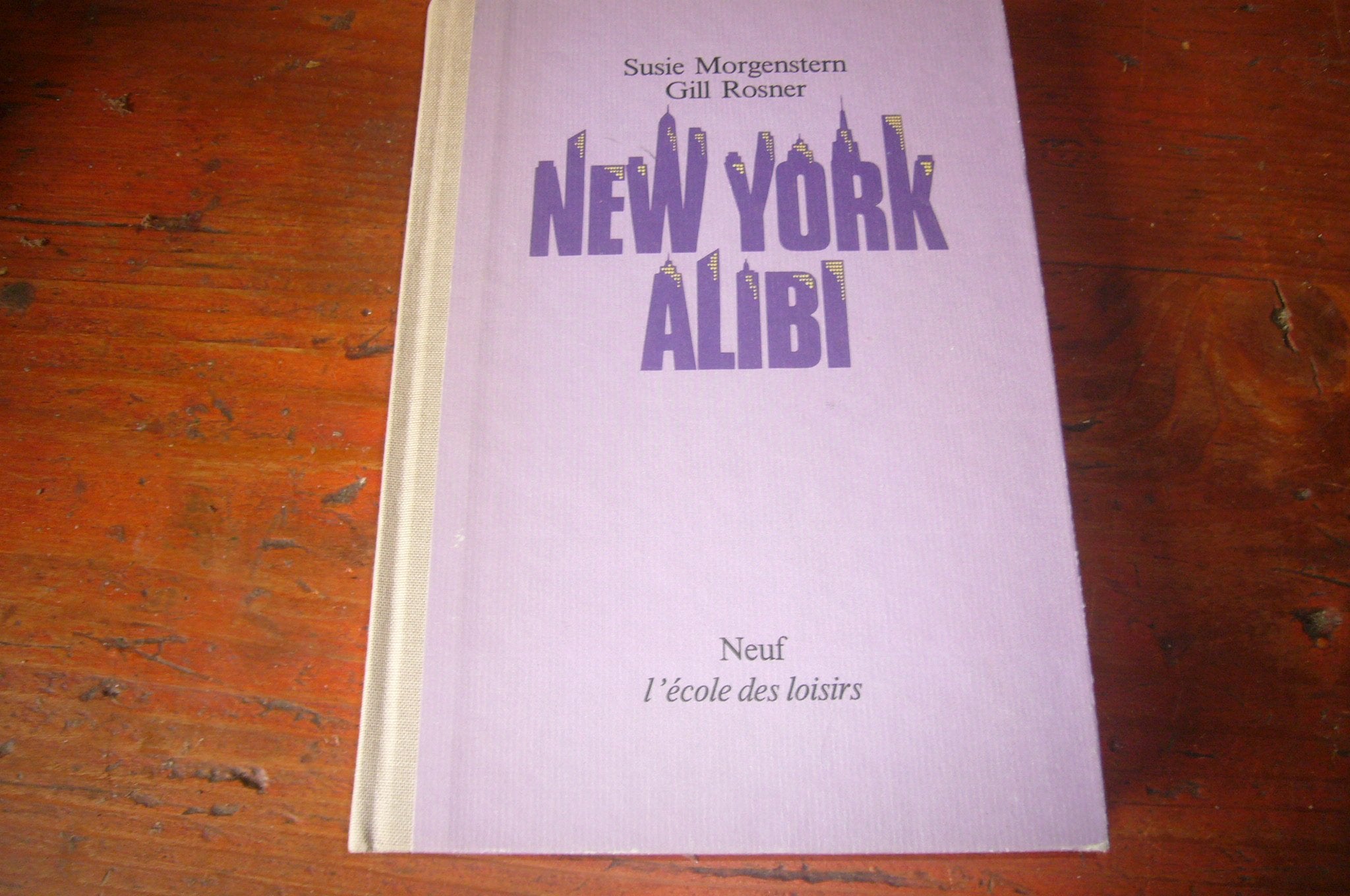 new york alibi 9782211033329