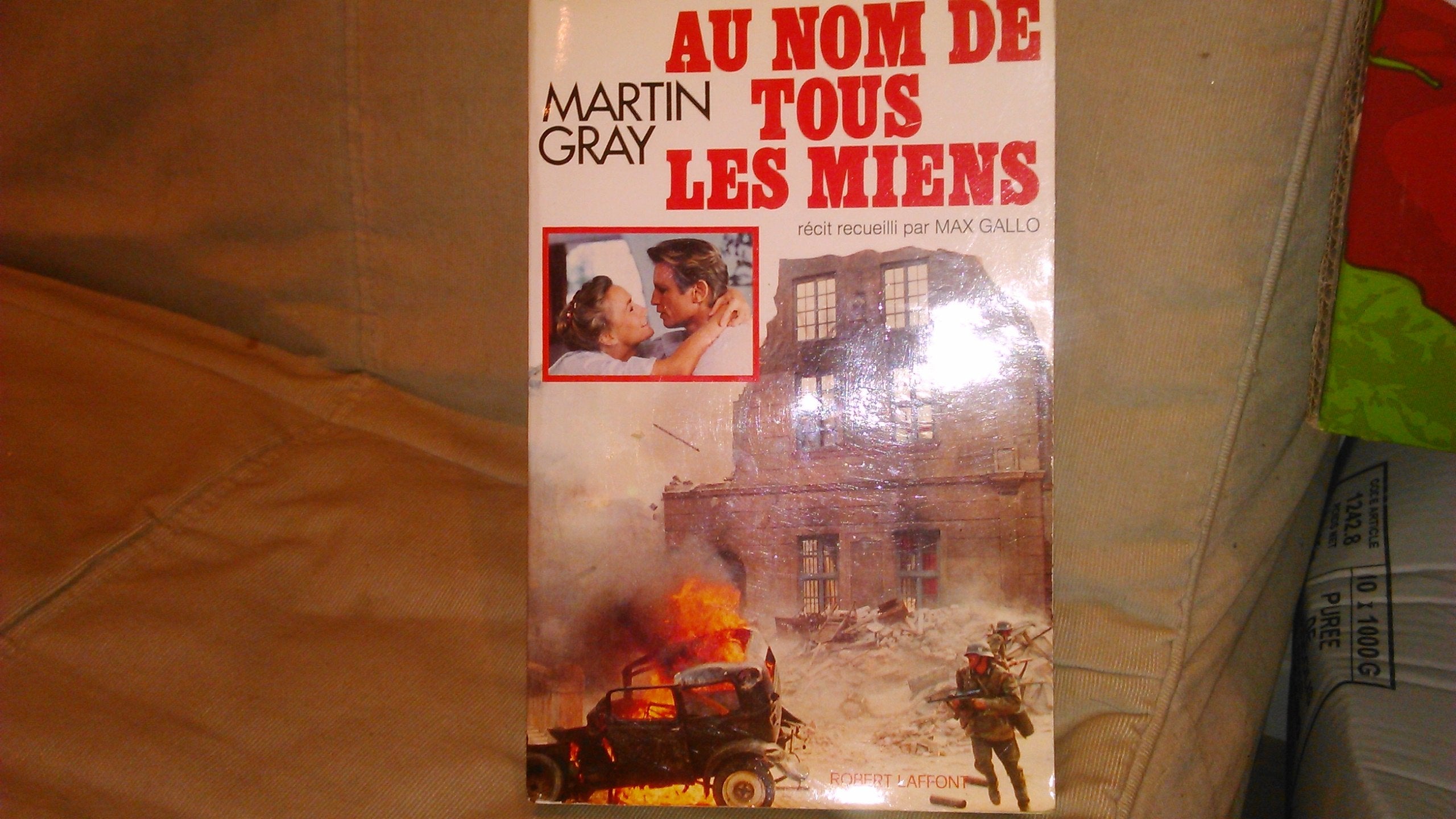 AU NOM DE TOUS LES MIENS 9782221063828