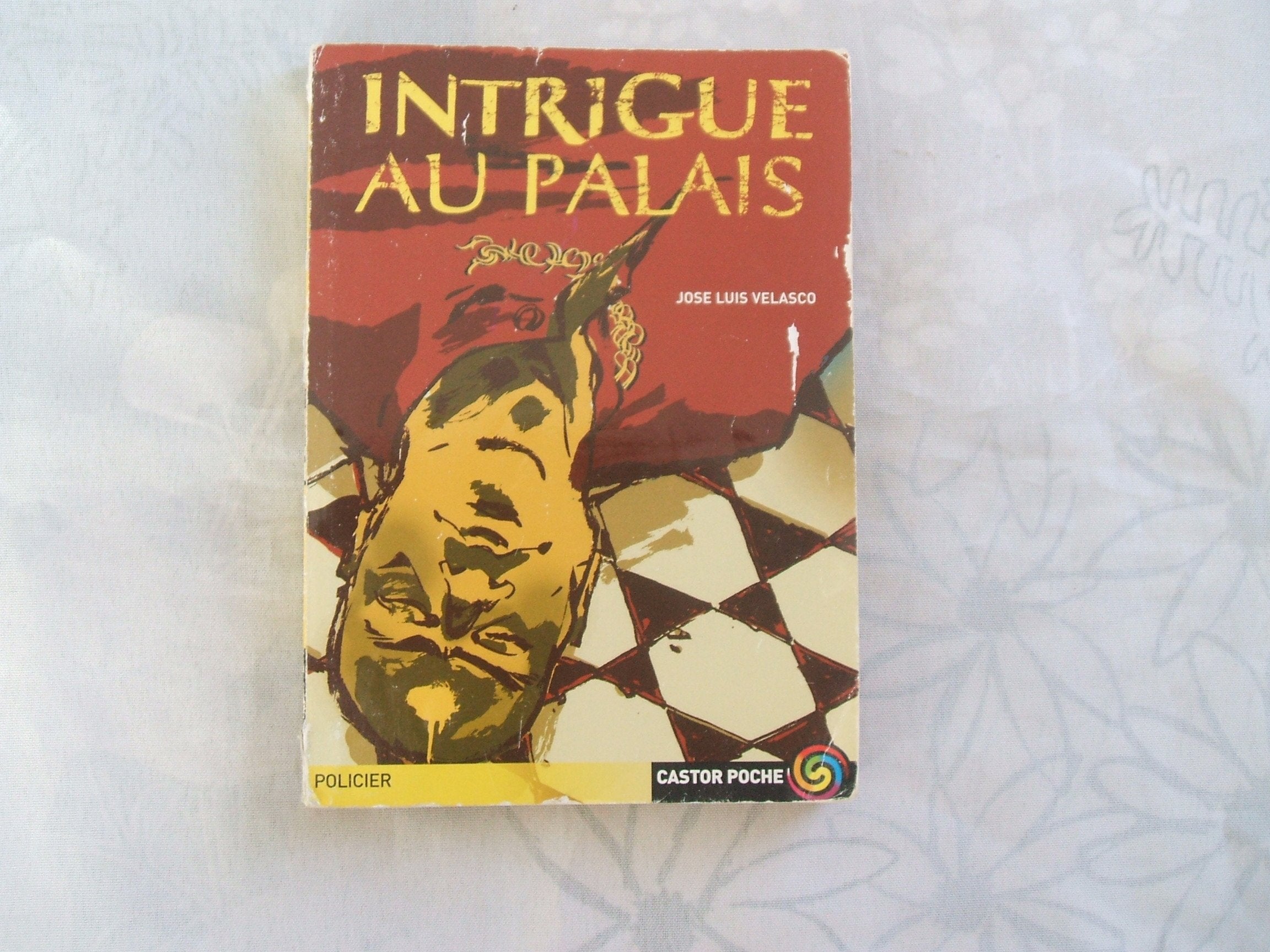 Intrigue au palais 9782081645158