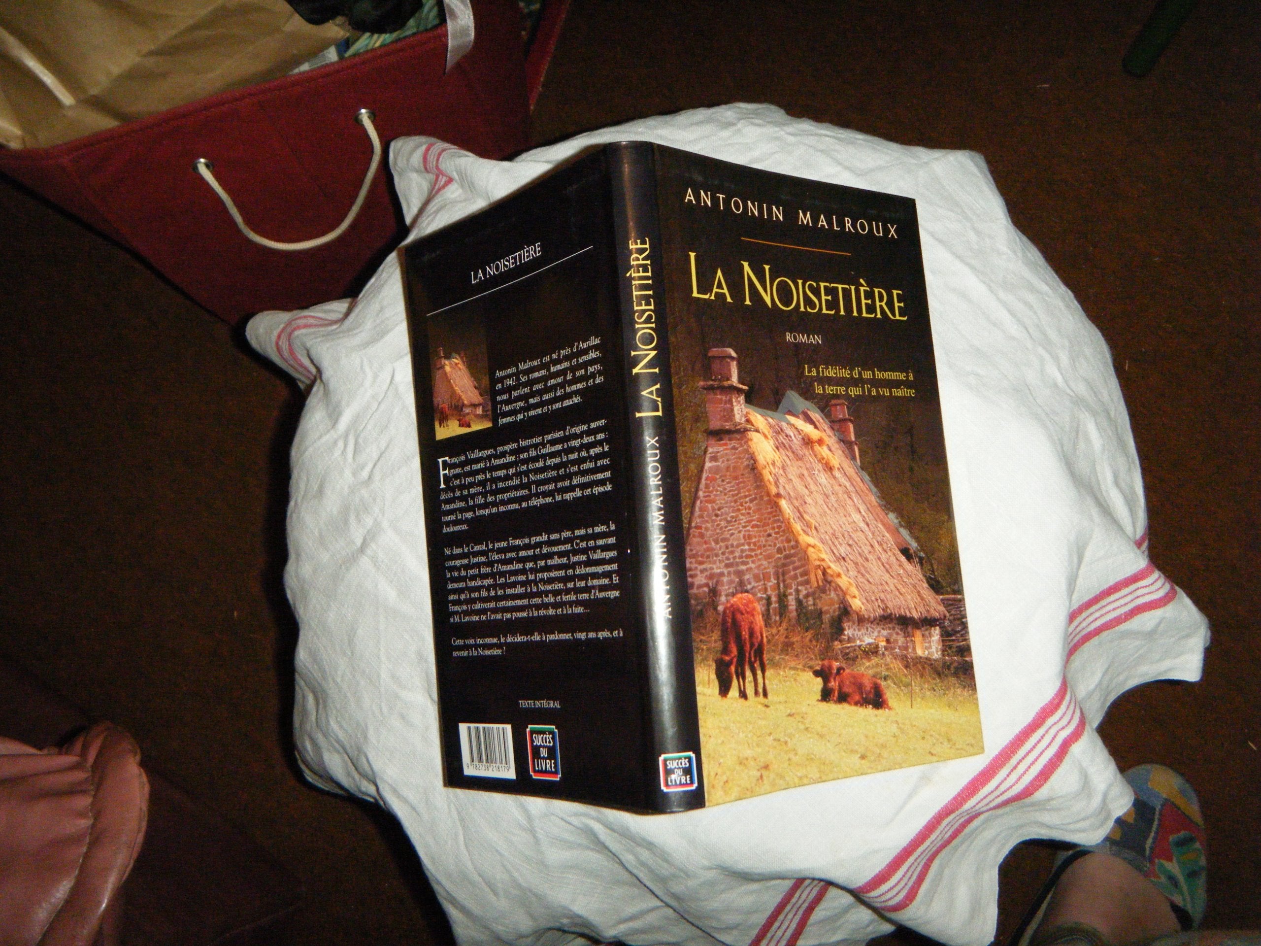 La noisetière 9782738218179