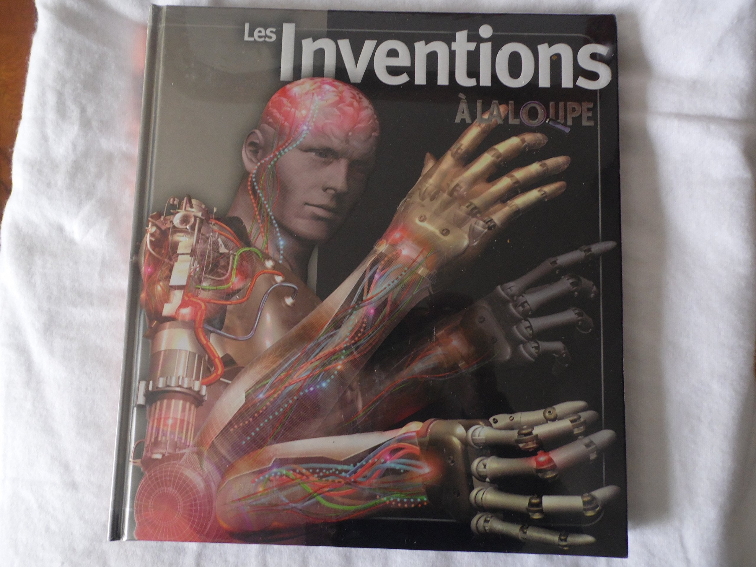 les inventions à la loupe 9782298023251