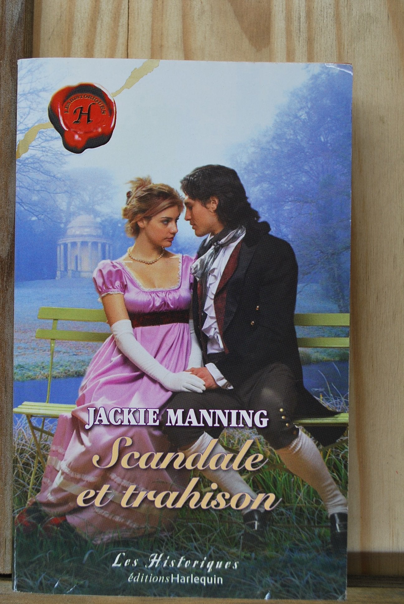 Scandale et trahison 9782280175449