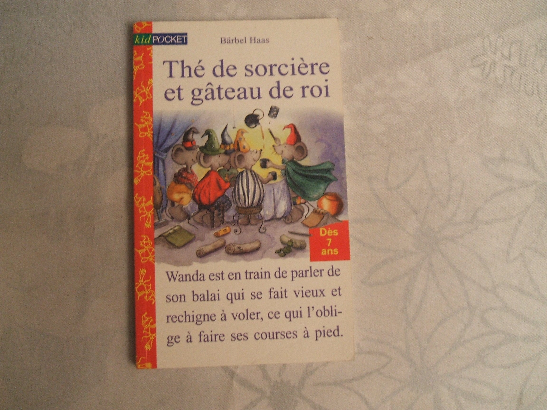 Thé de sorcière et gâteau de roi 9782266073301