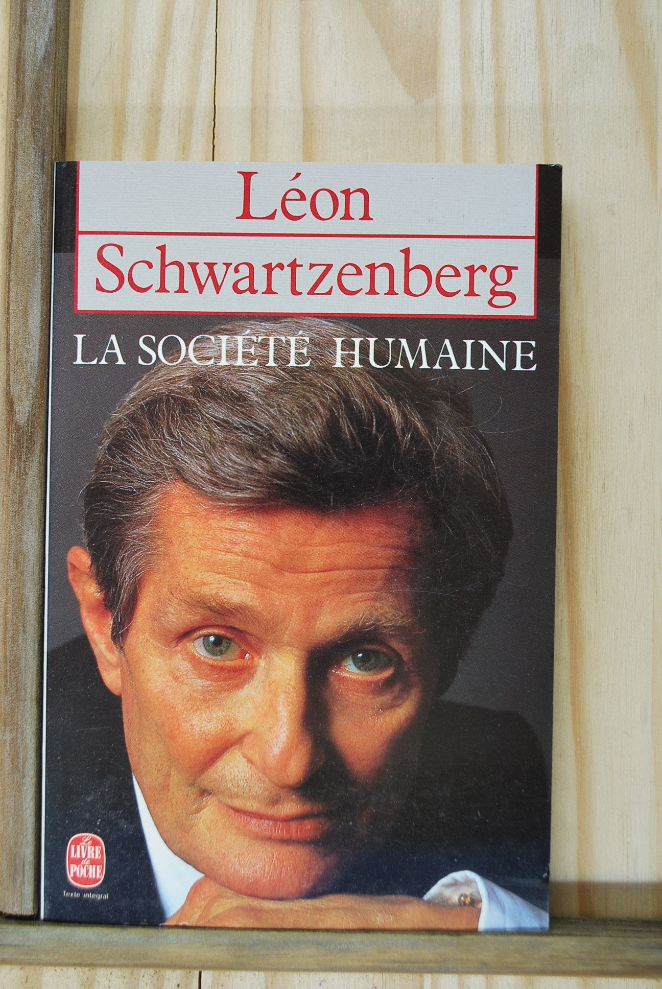 LA SOCIETE HUMAINE 9782253050568