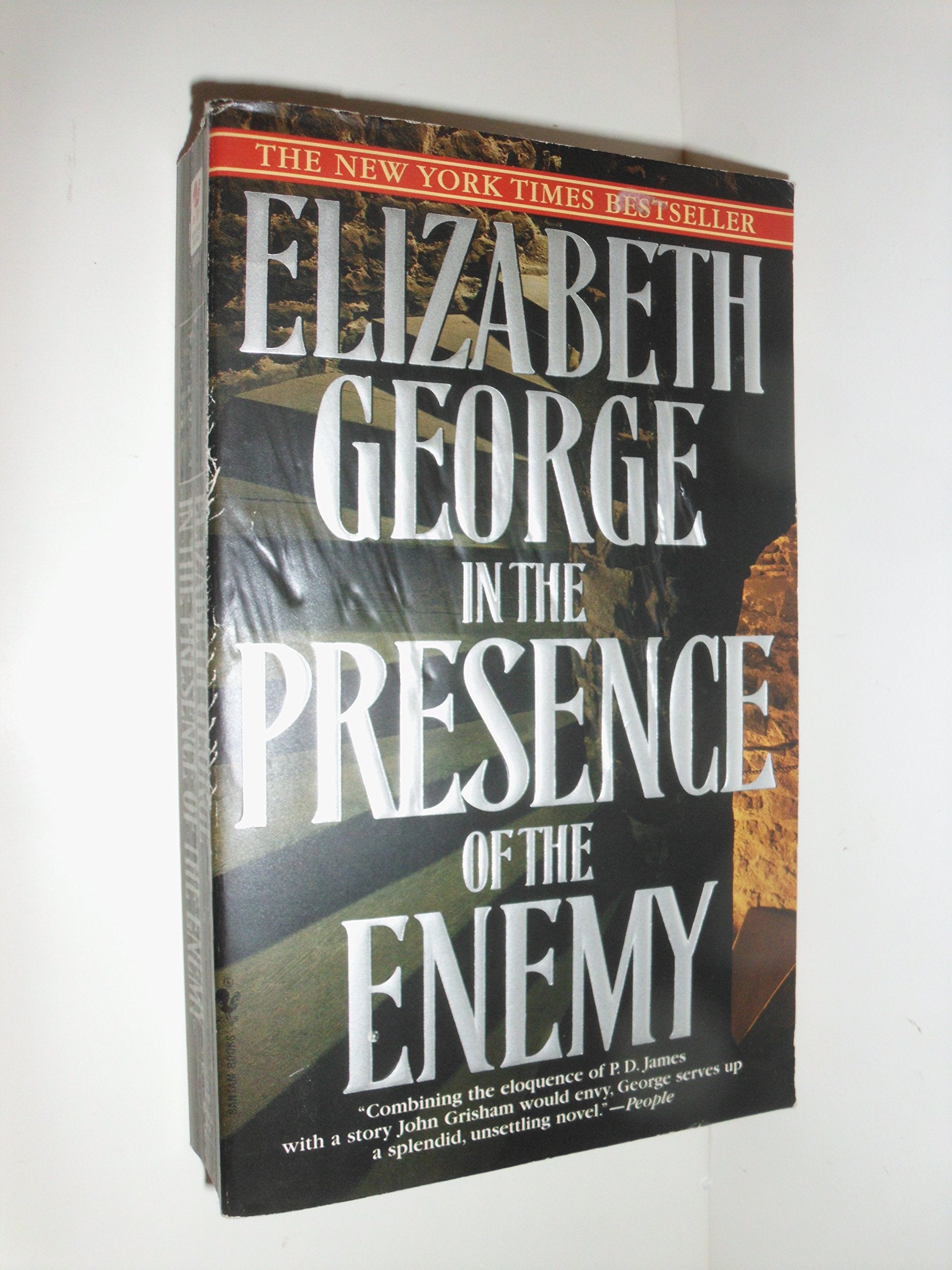 In the Presence of the Enemy 9780553576085