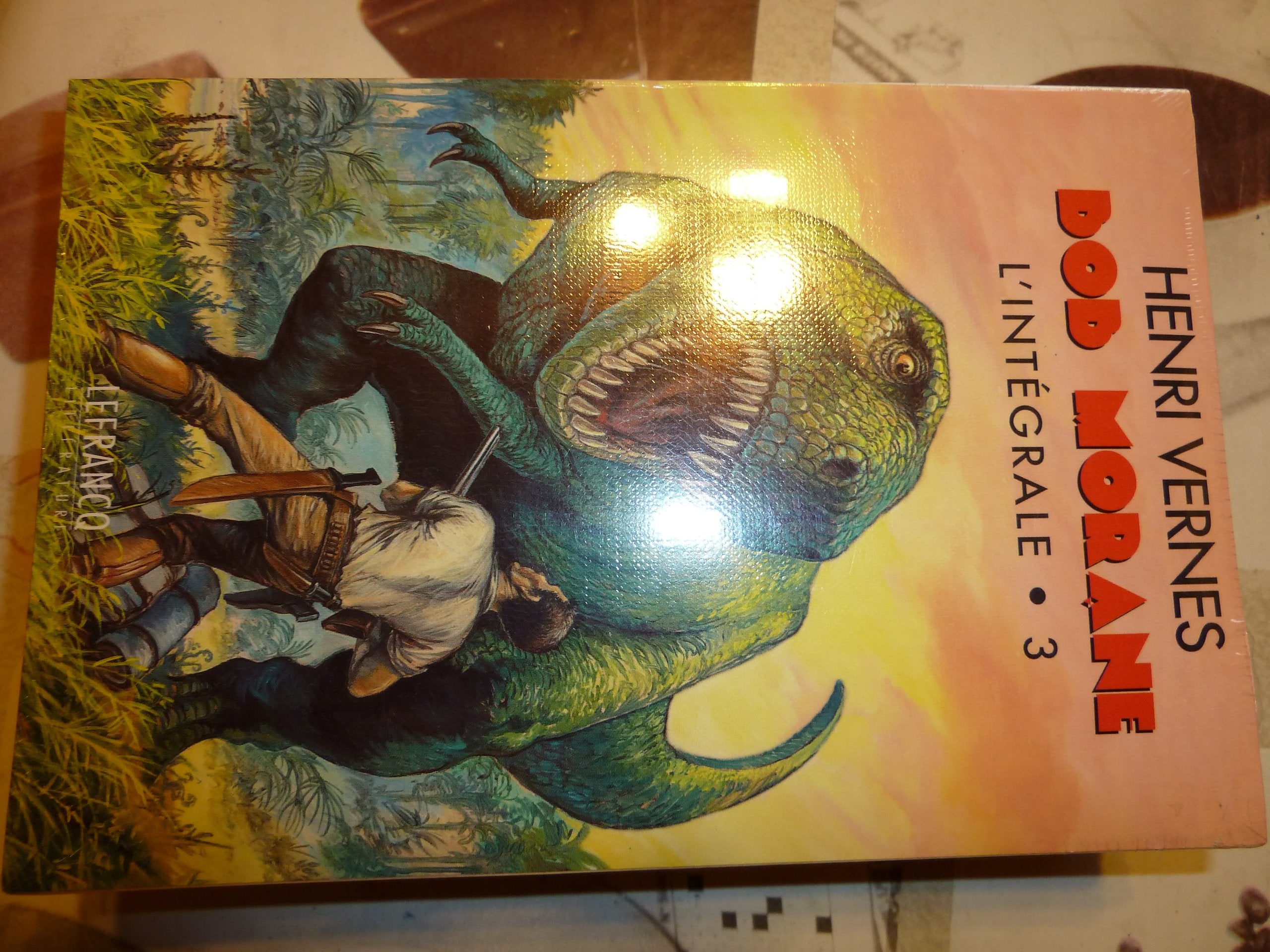 La marque de Kâli ; Mission pour Thulé ; La cité des sables ; Les monstres de l'espace ; Le masque de jade ; Les chasseurs de dinosaures ; Echec à la main noire 9782871532477