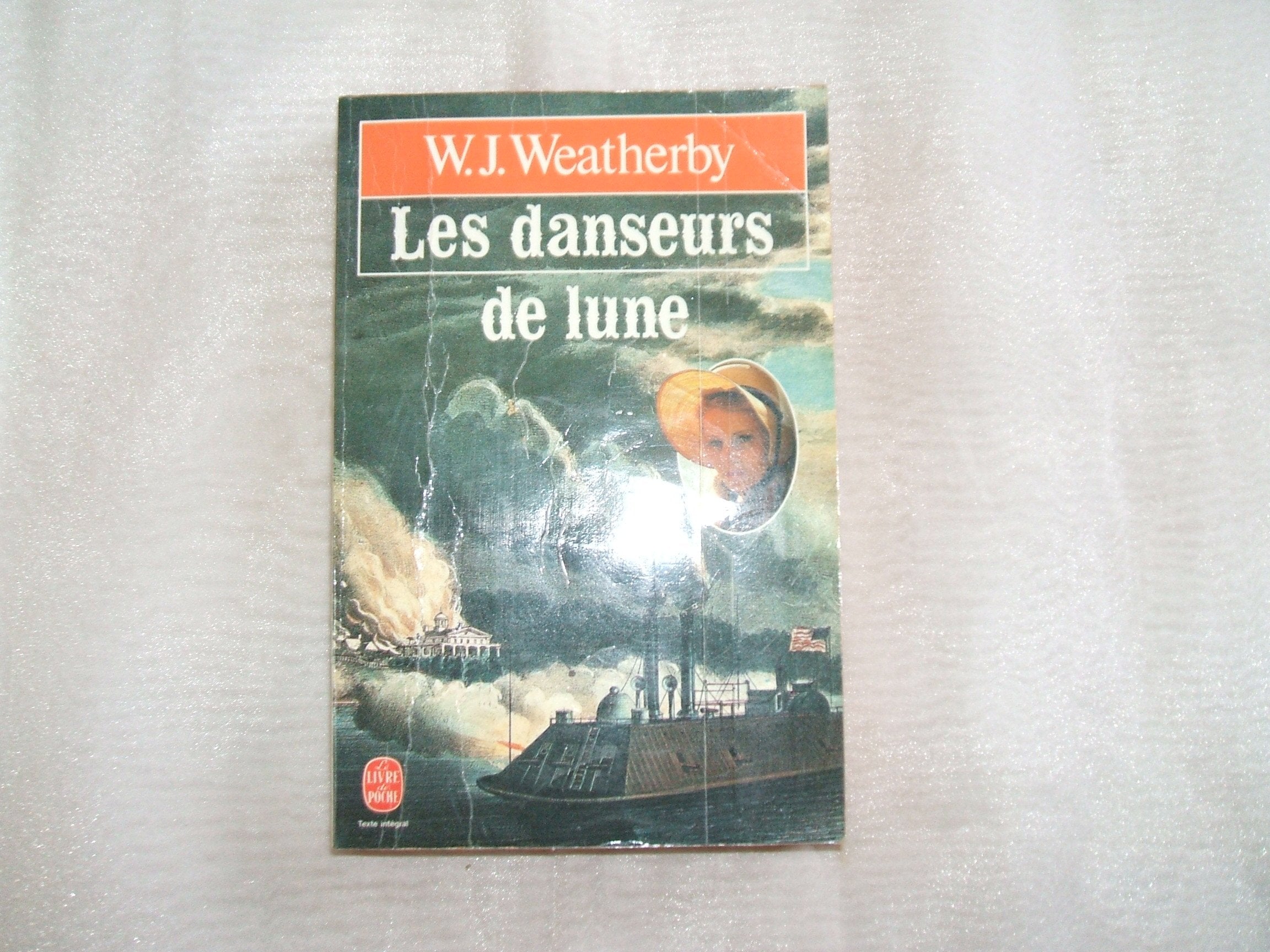LES DANSEURS DE LUNE 9782253036876