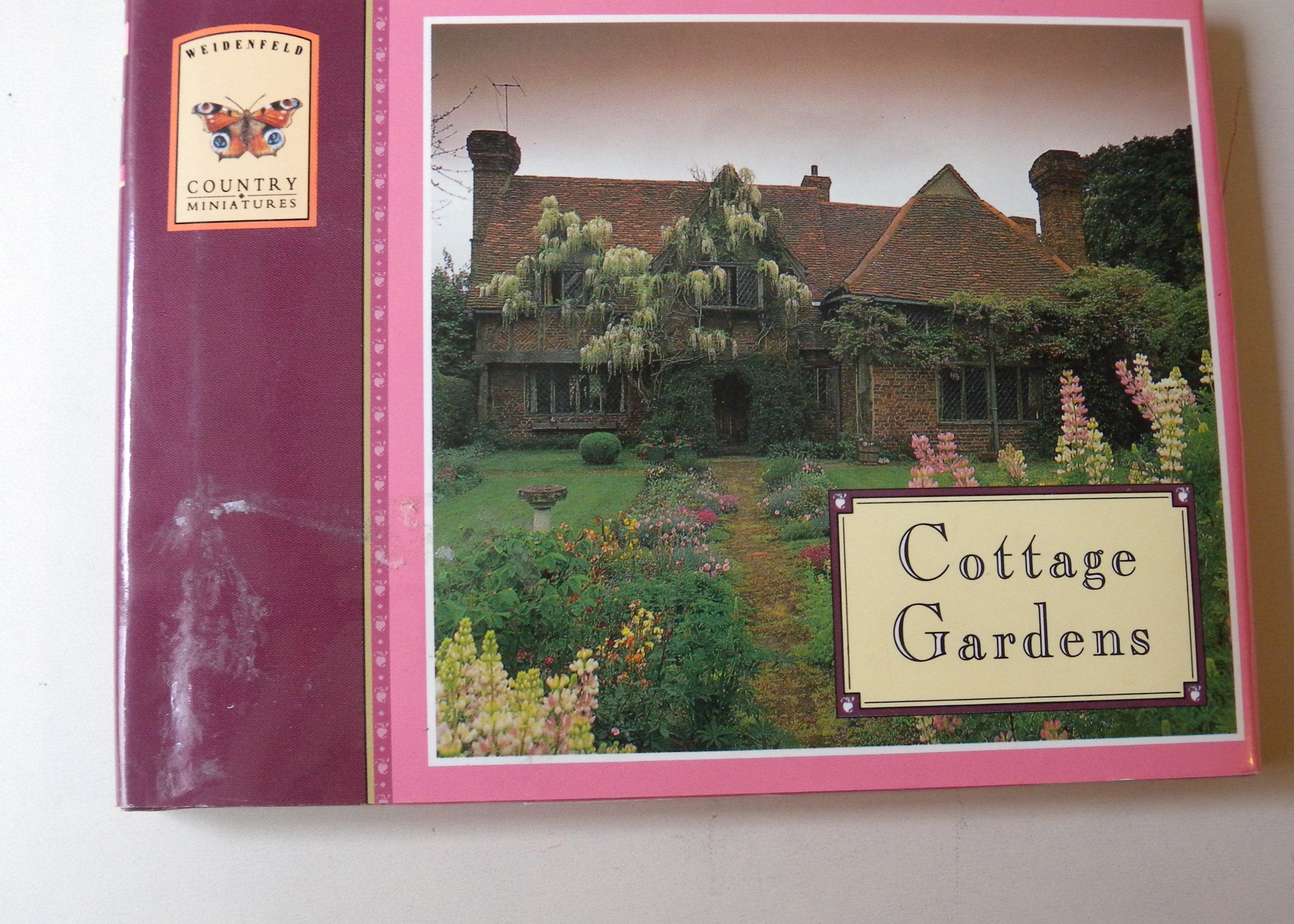 Cottage Gardens 9780297833222