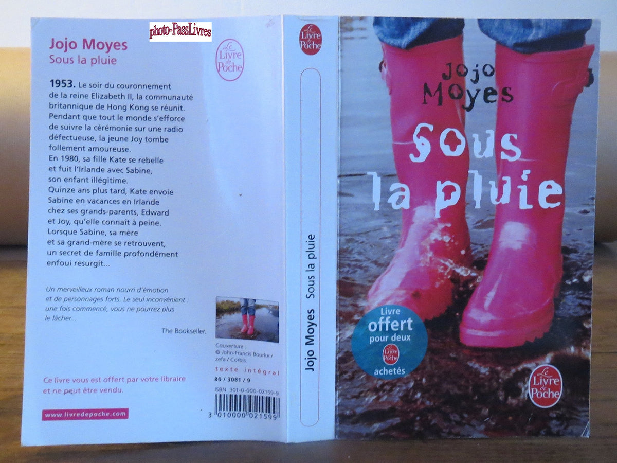 Sous la pluie 9782253108801