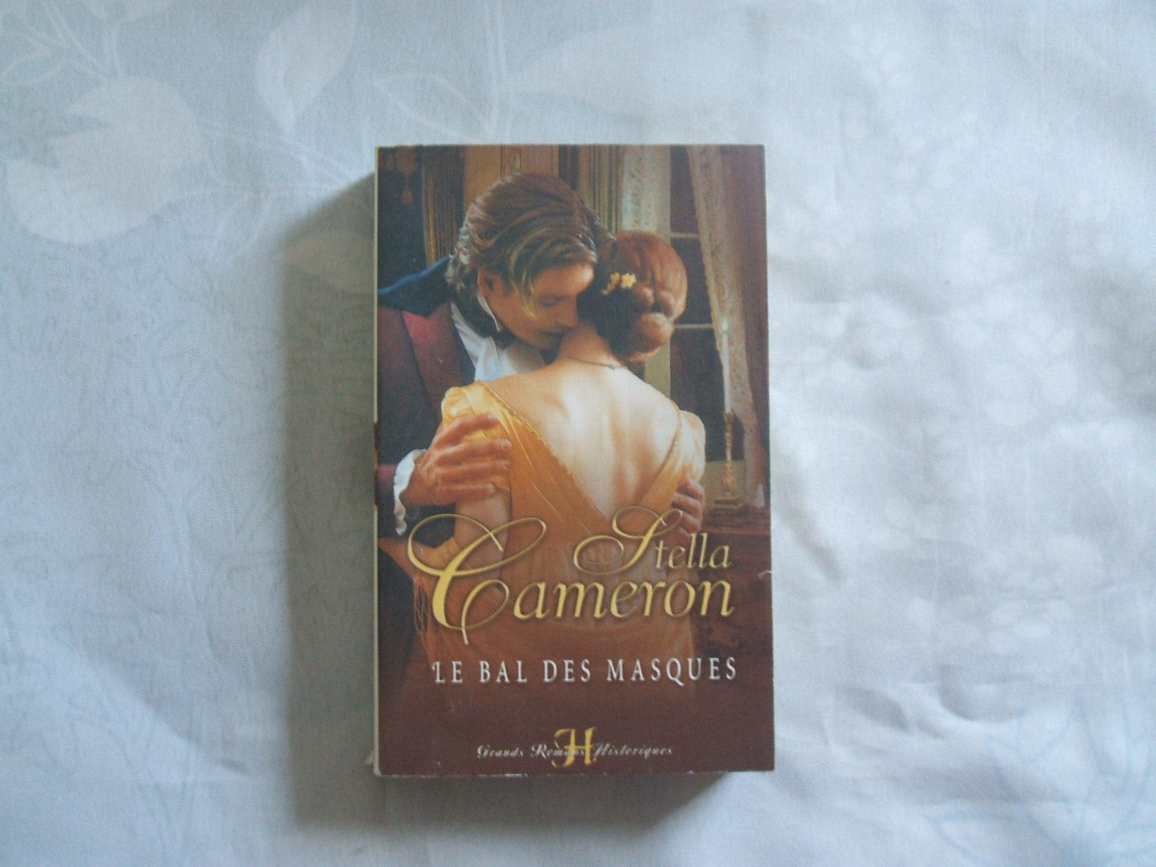 Le bal des masques 9782280106504