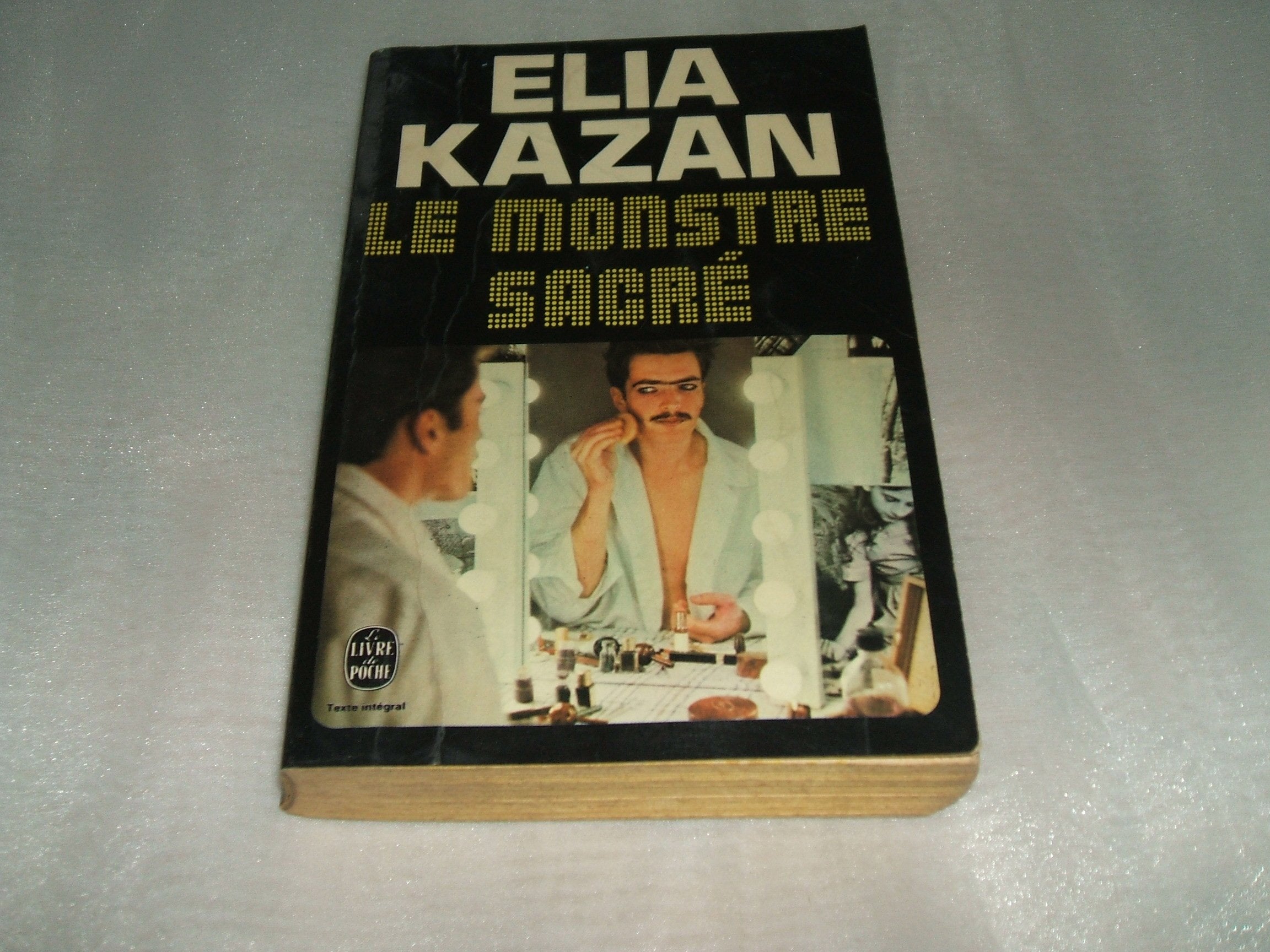 Le Monstre sacré (Le Livre de poche) 9782253018780