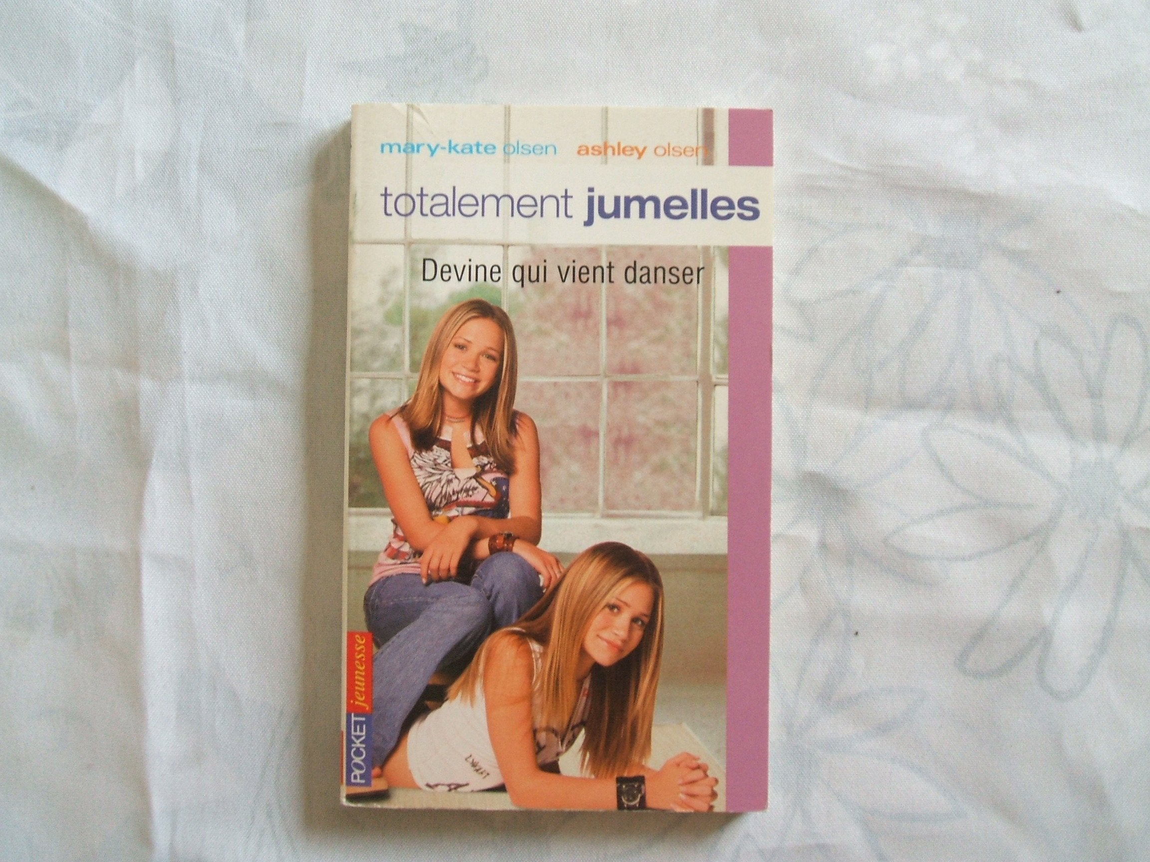 TOTAL JUMELLES N09 DEVINE QUI 9782266149730