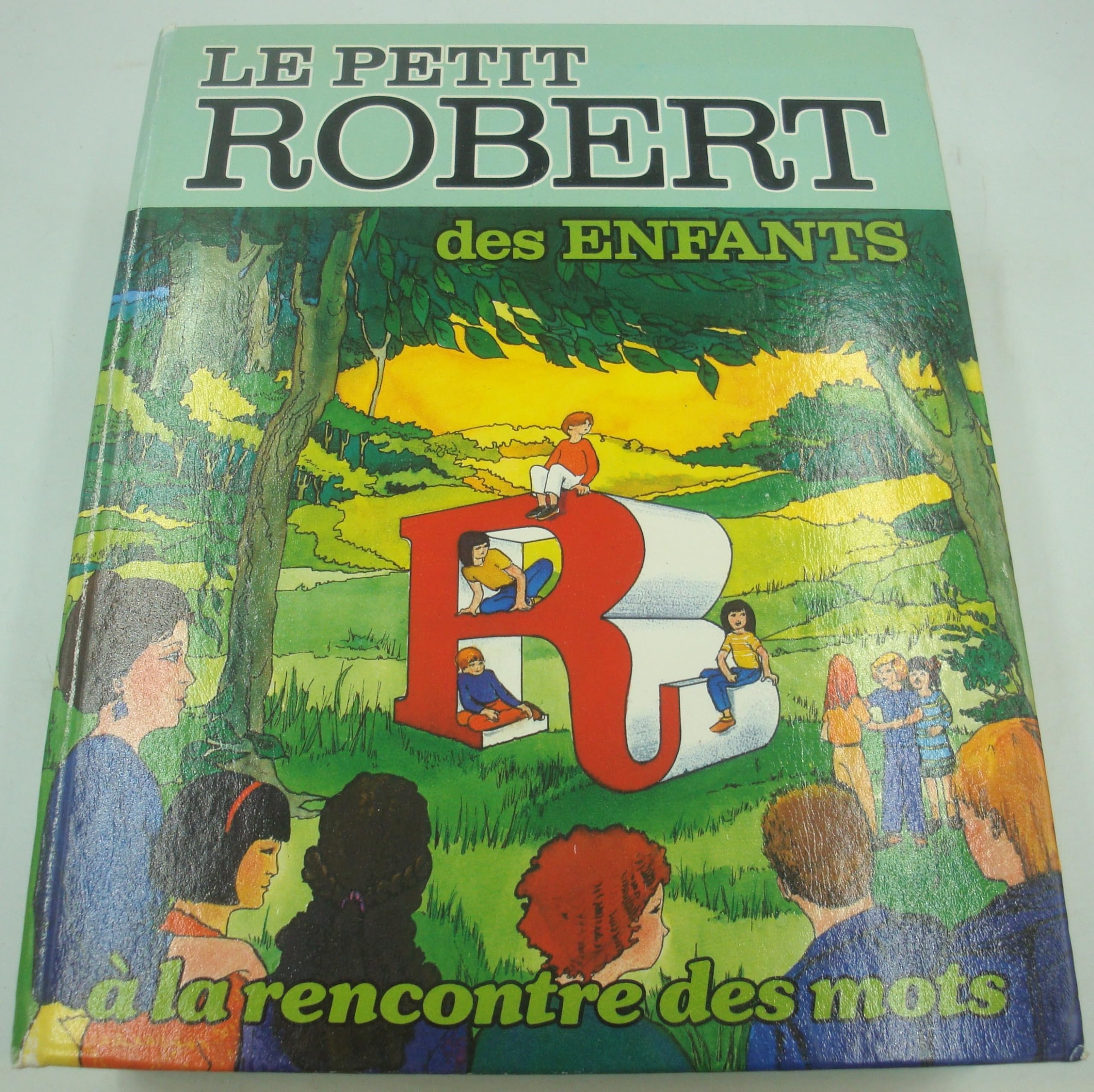 Le Petit Robert des enfants 9782850360640