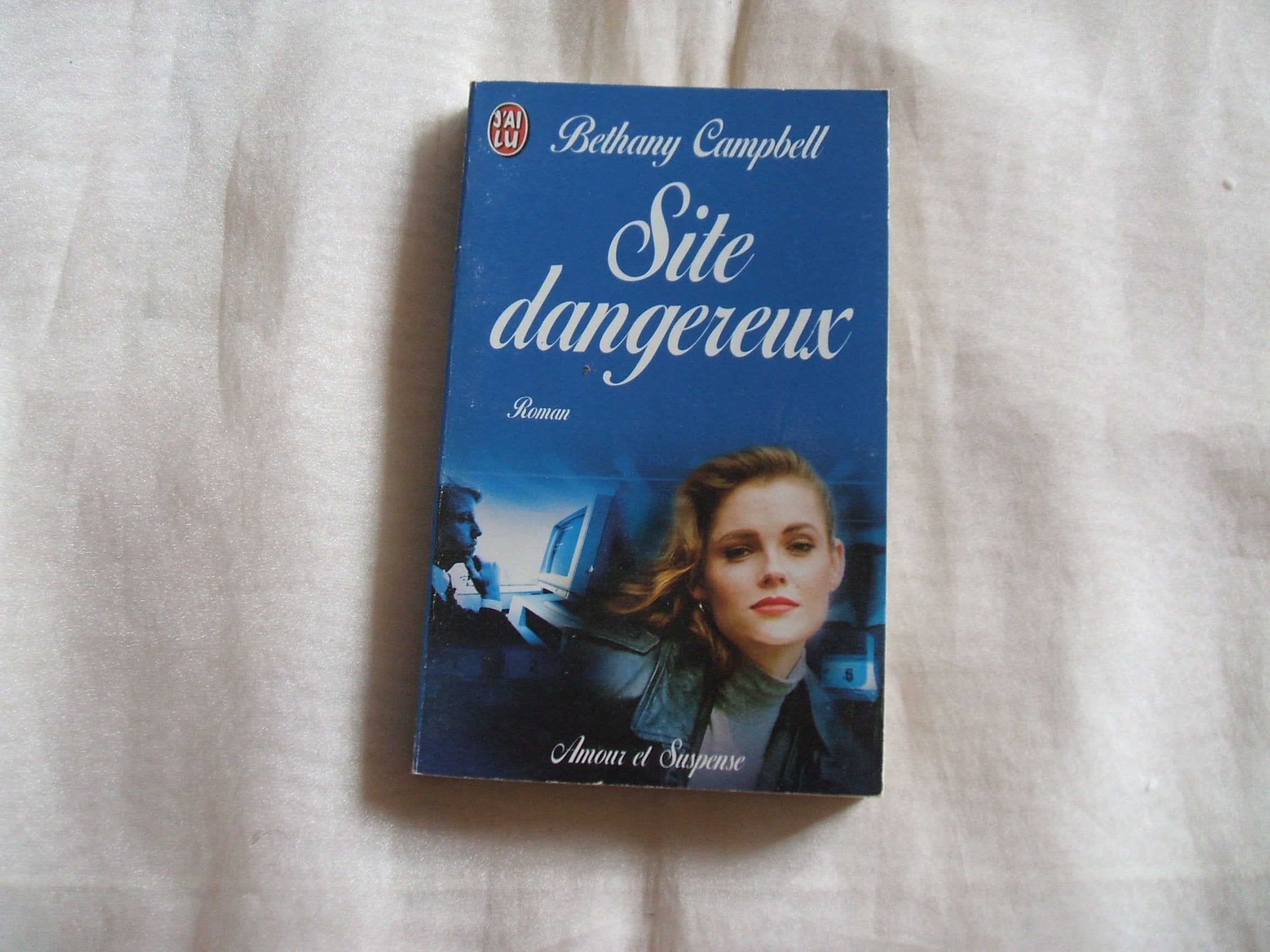 Site dangereux 9782290046395