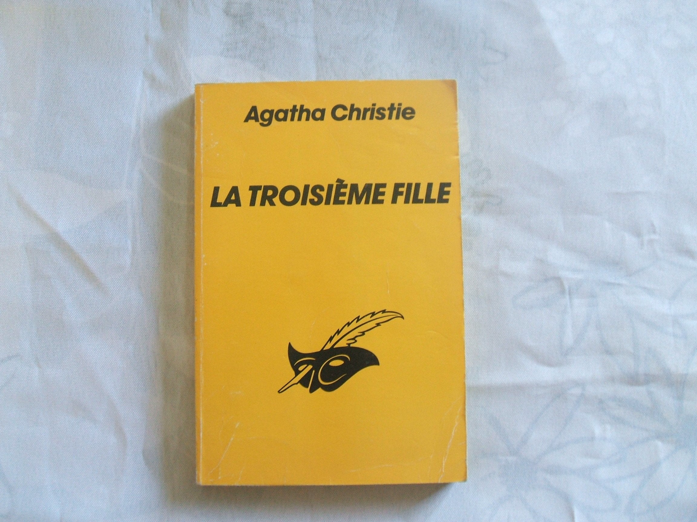 La Troisième fille 9782702418833