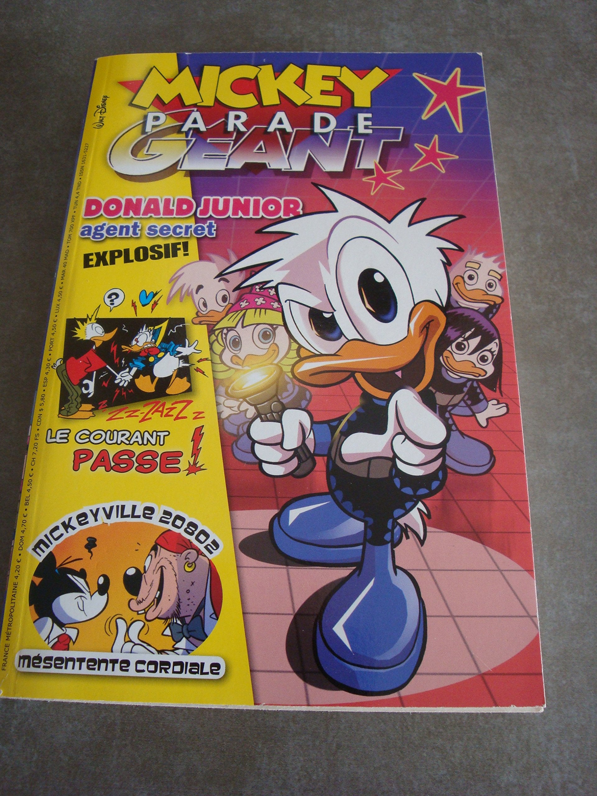 MICKEY PARADE GÉANT DONALD JUNIOR AGENT SECRET EXPLOSIF! N°328