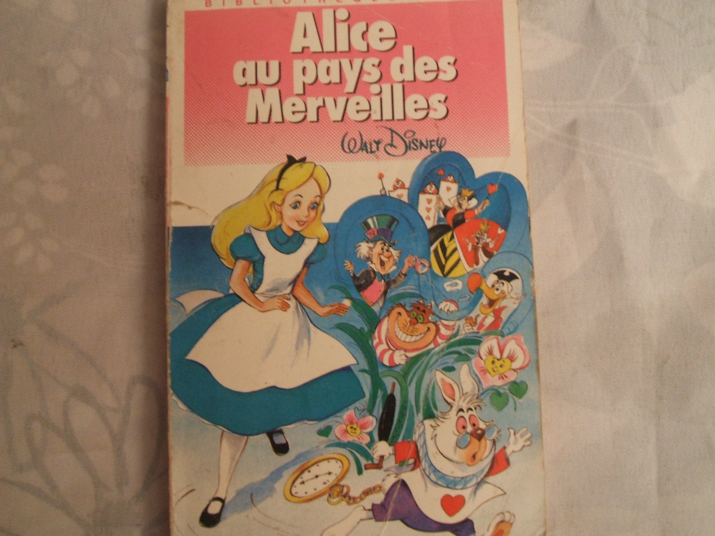 ALICE AU PAYS DES MERVEILLES 9782010135774