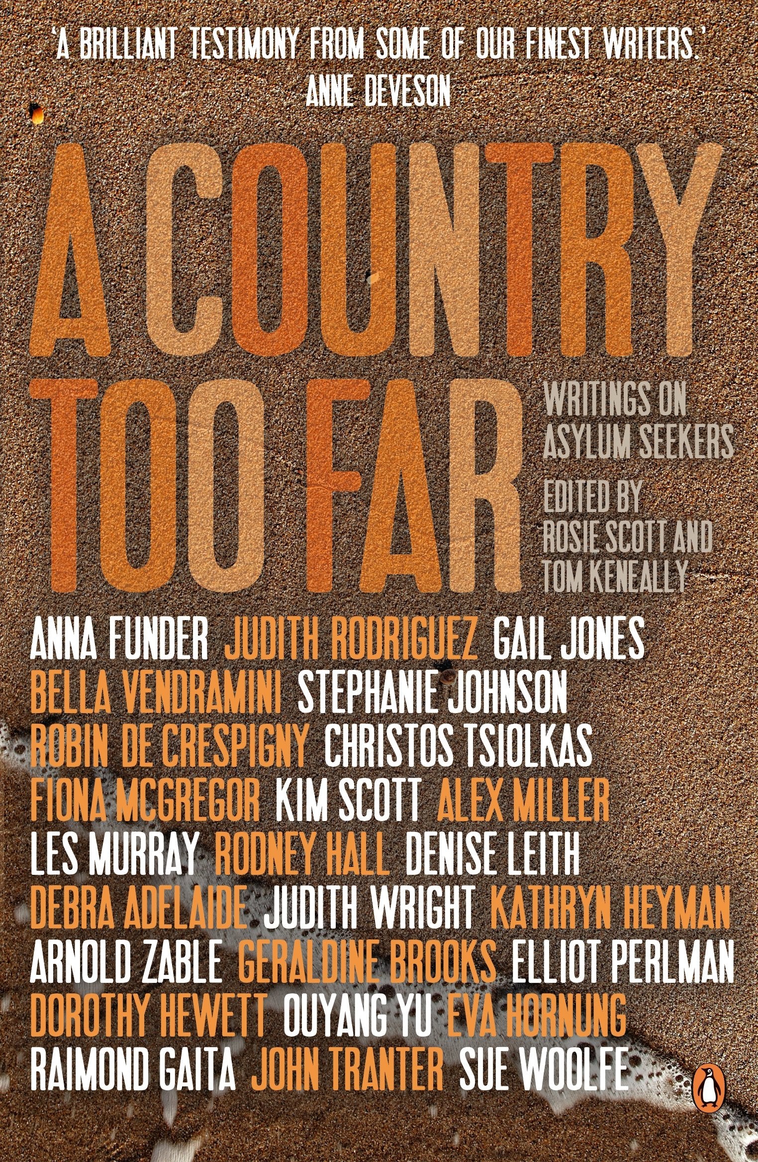 A Country Too Far: Writings on Asylum Seekers 9780143574132