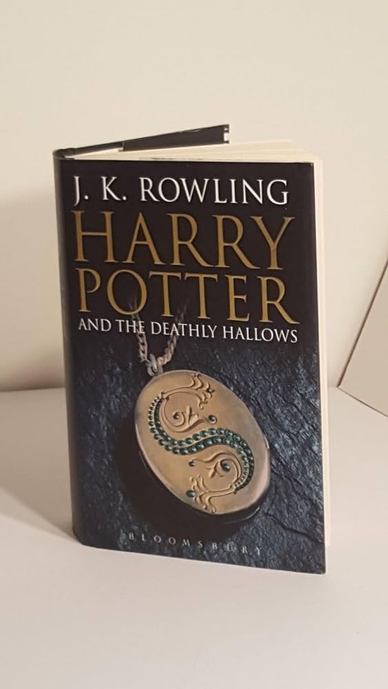 Harry Potter and the Deathly Hallows: Signature Edition 9781408812792