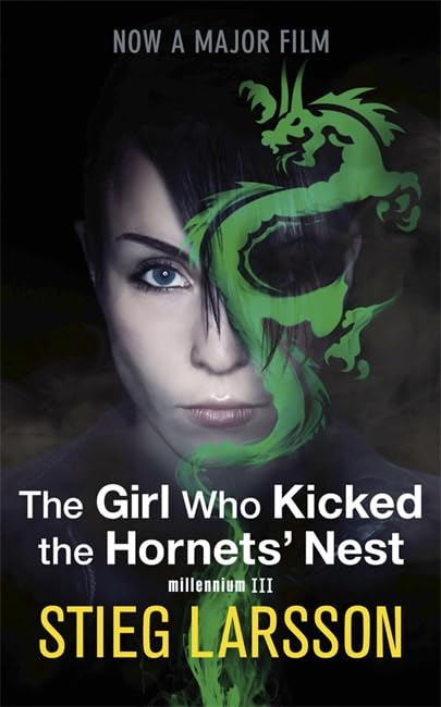 The Girl Who Kicked the Hornets' Nest 9780857380517