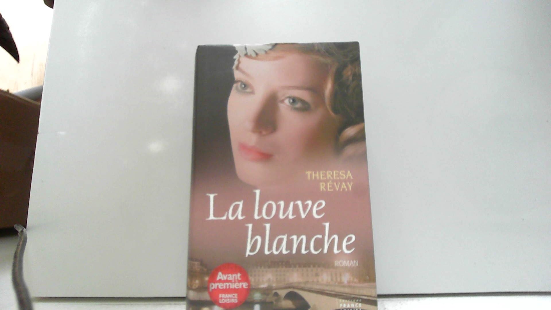 La louve blanche 9782298004007