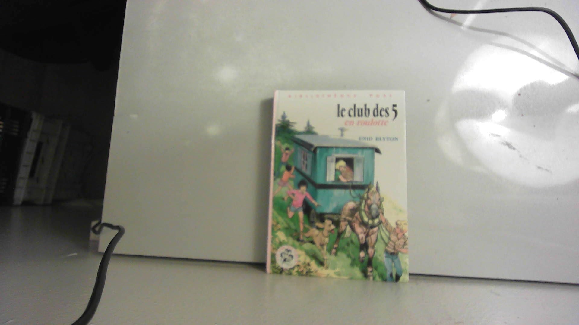 Le Club des Cinq en roulotte 9782010012686