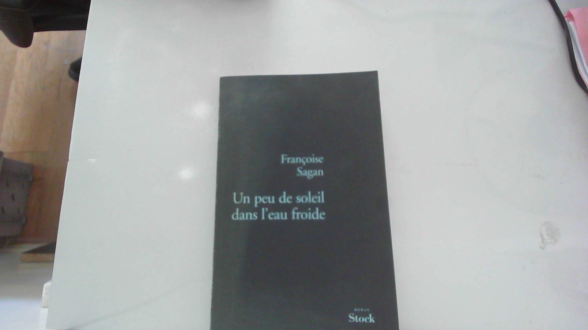 UN PEU DE SOLEIL DANS L EAU FROIDE 9782234063587